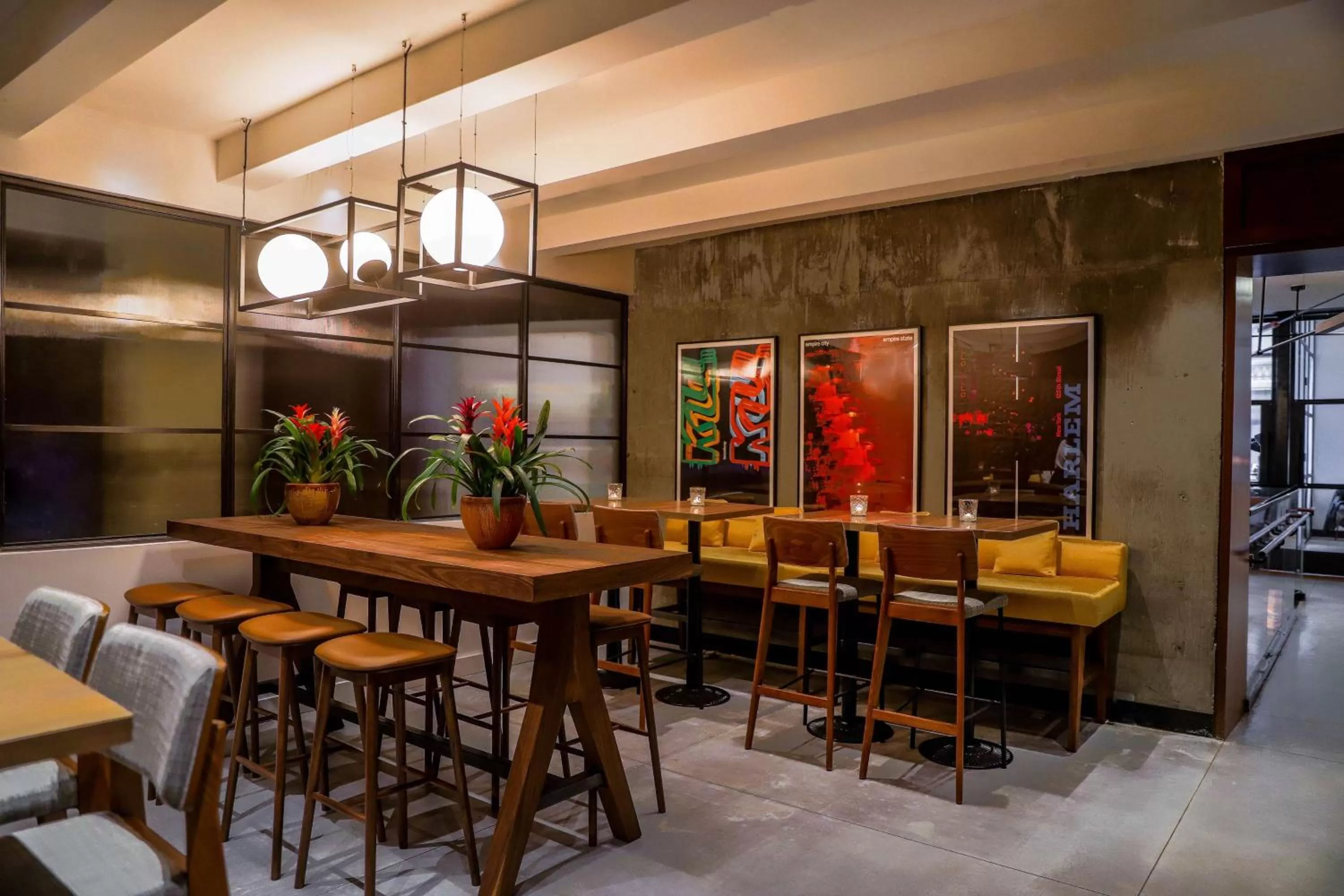 Lounge or bar in Arlo NoMad