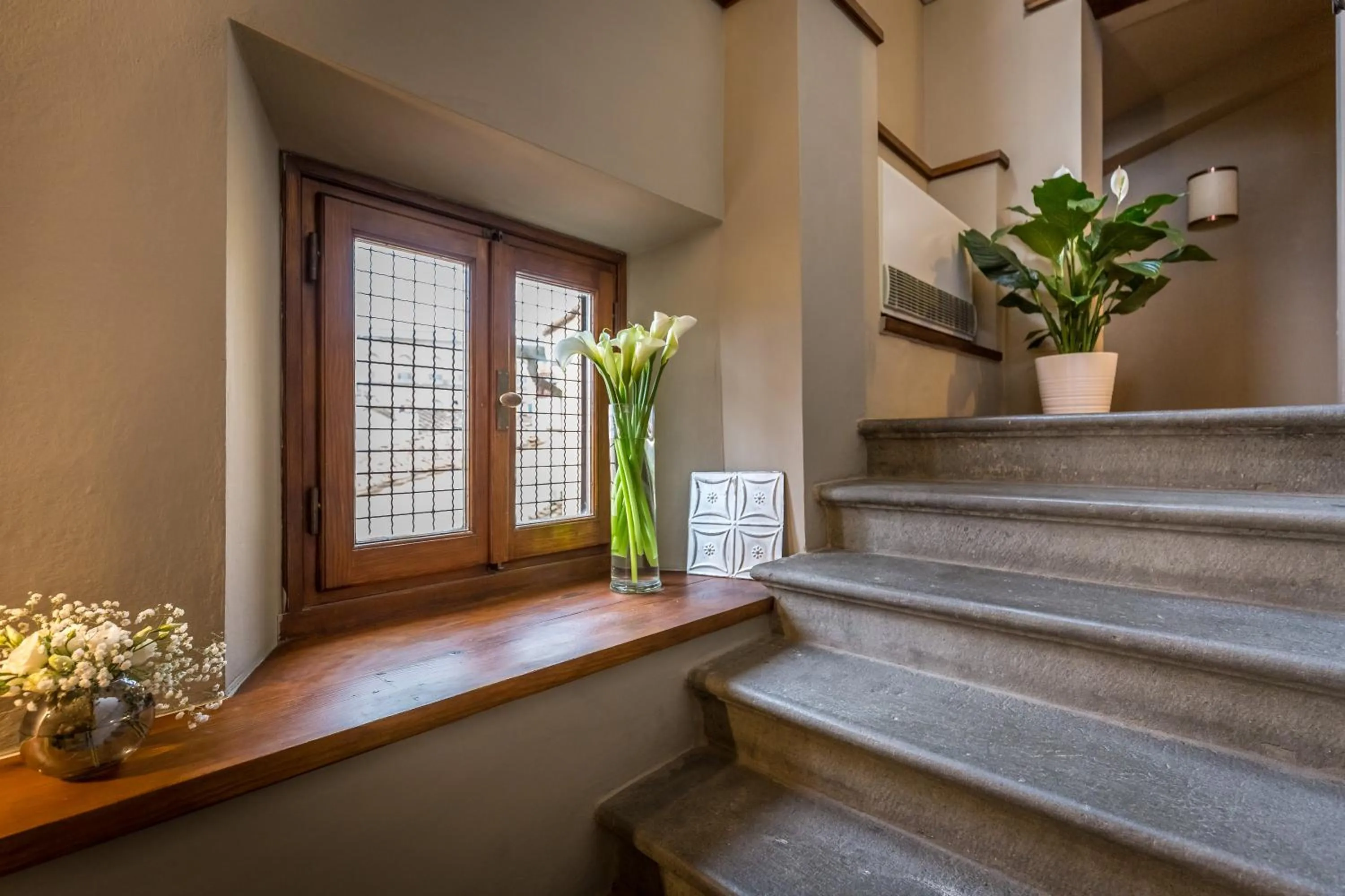 Decorative detail in Palazzo Ridolfi - Residenza d'Epoca