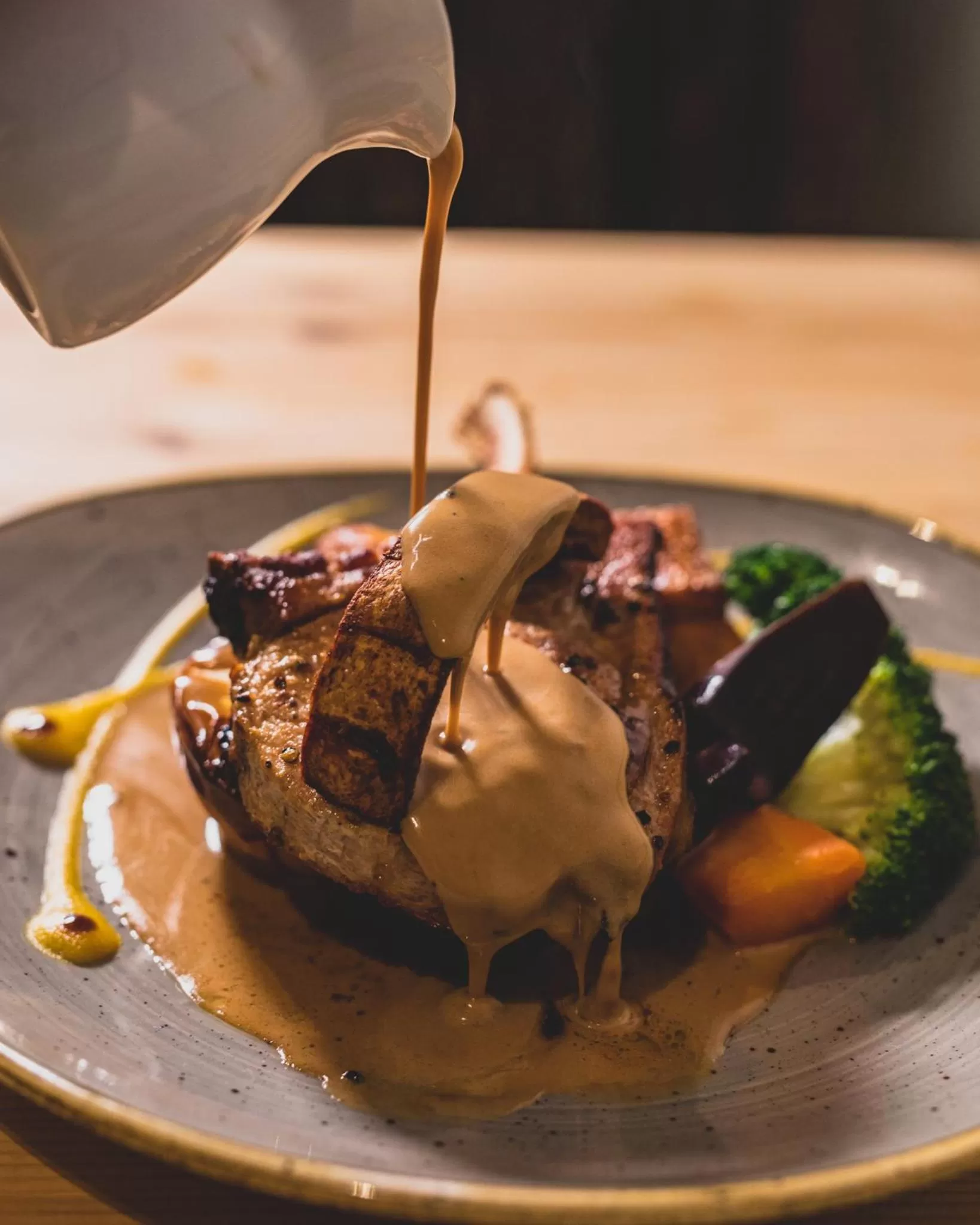 Food and drinks in The Red Lion at Hellidon