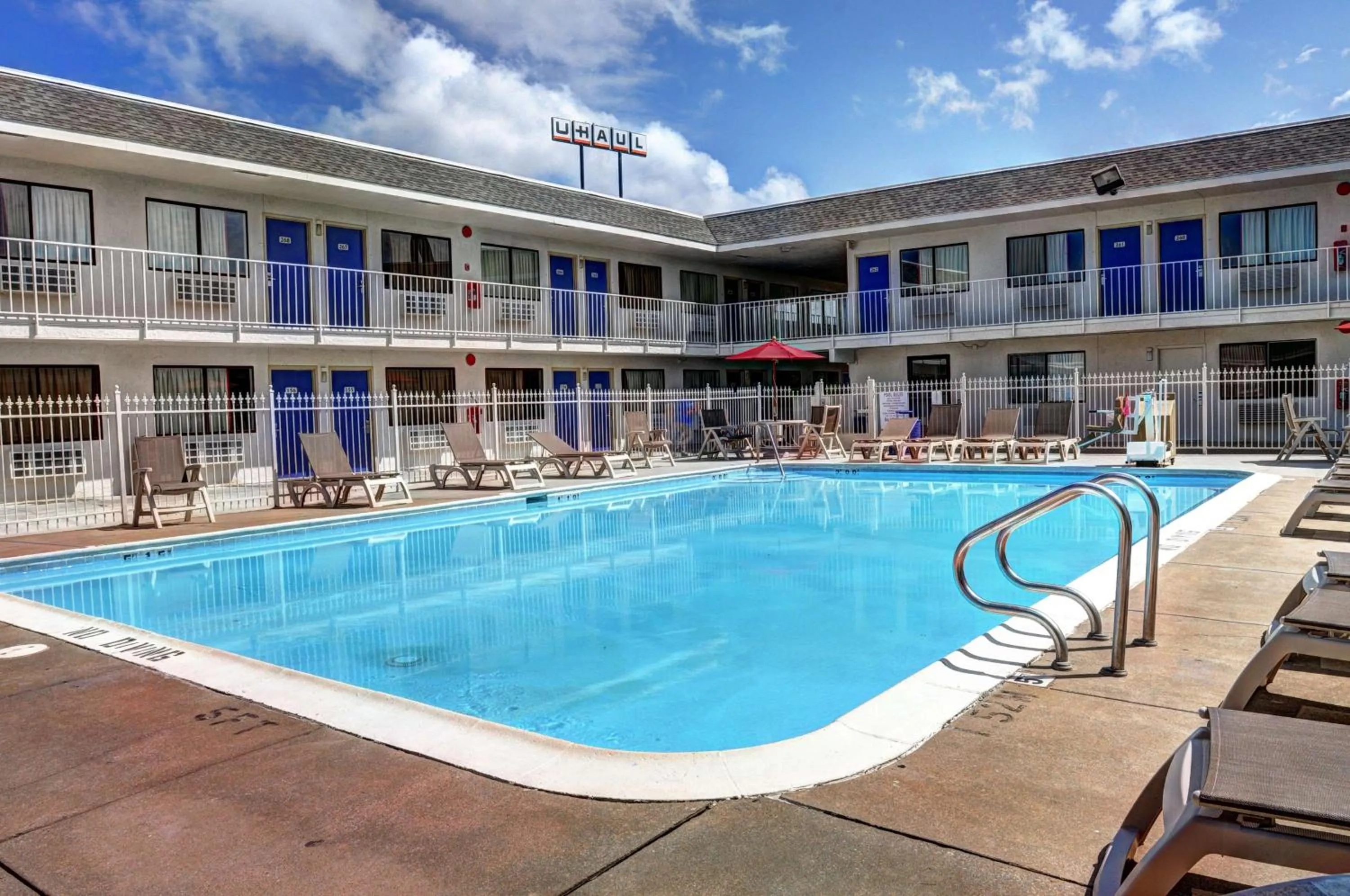 On site in Motel 6-Slidell, LA - New Orleans
