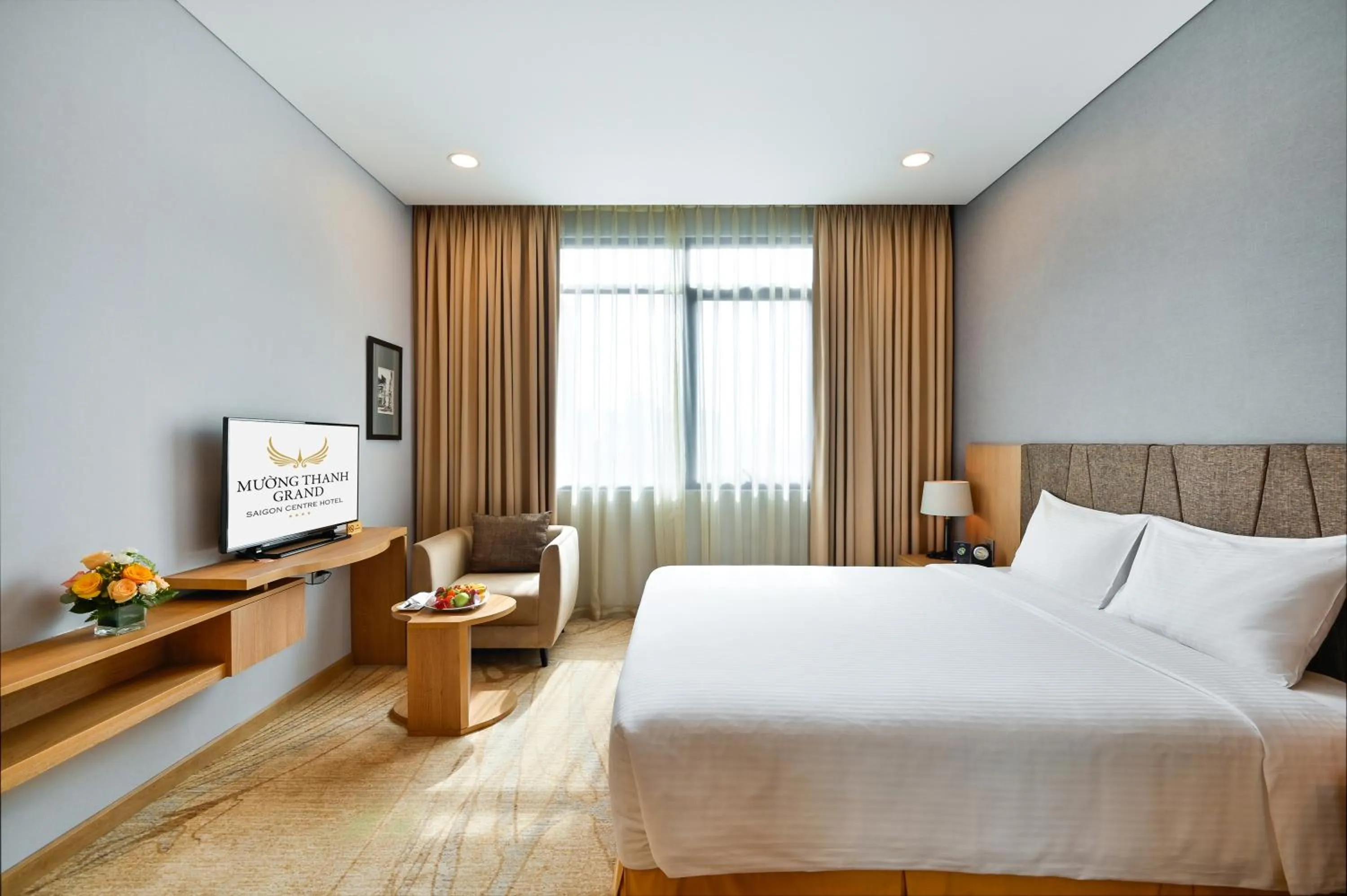 Photo of the whole room, Bed in Muong Thanh Grand Saigon Centre Hotel