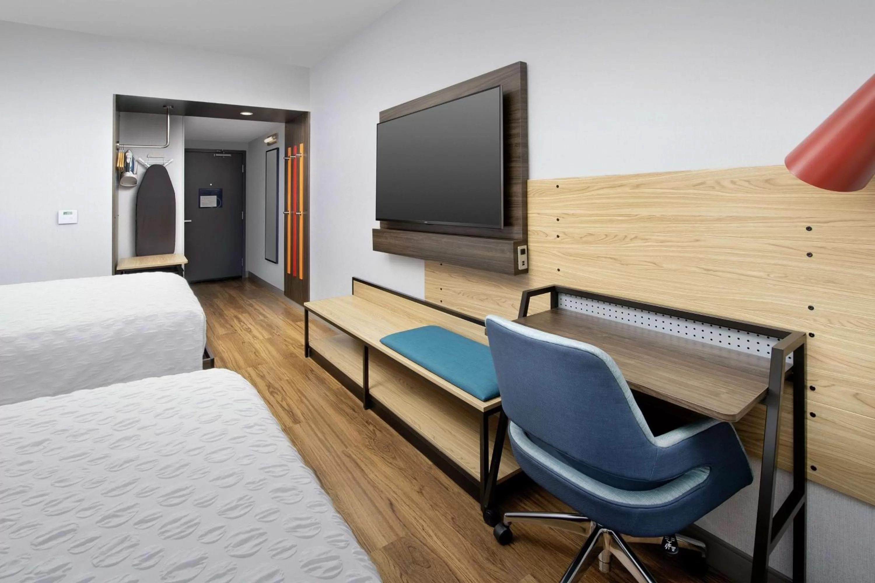 TV and multimedia, Bed in Tru By Hilton El Paso Northeast