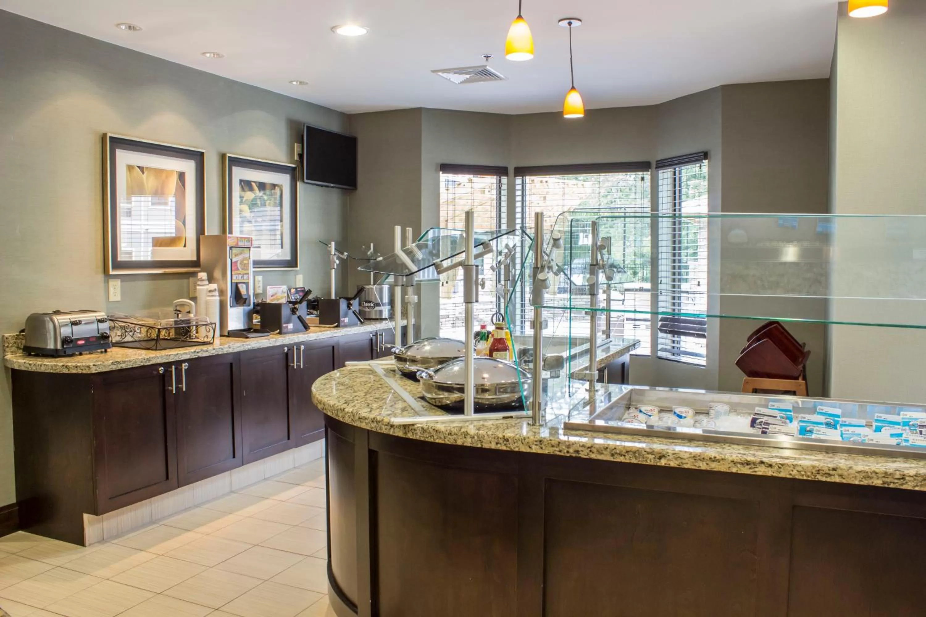 Breakfast in Staybridge Suites North Jacksonville by IHG