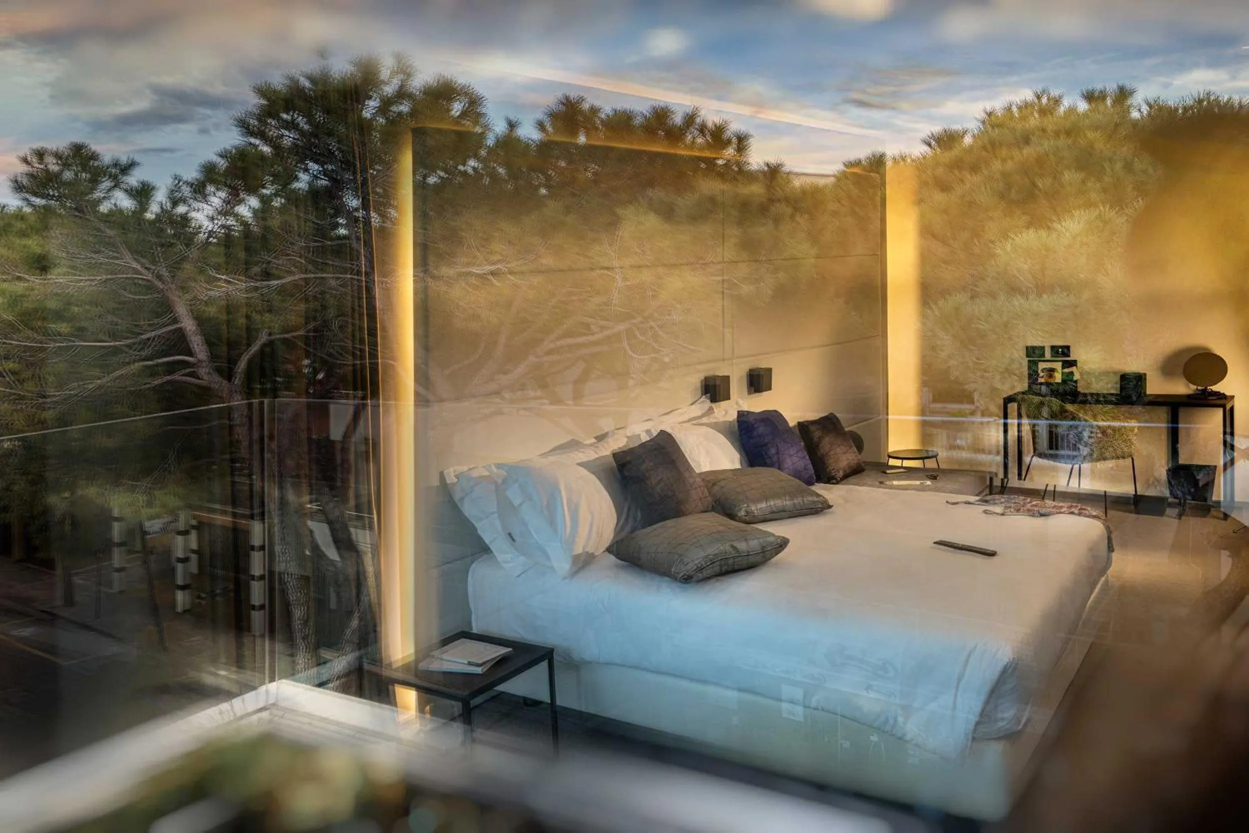 Bedroom in J44 Lifestyle Hotel