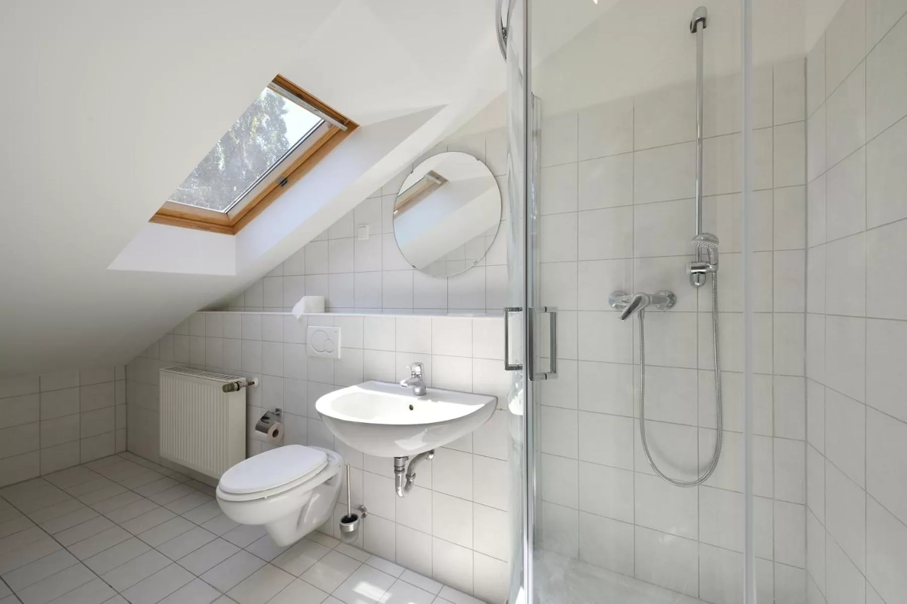 Shower in Ford Apartment Bremen City Center