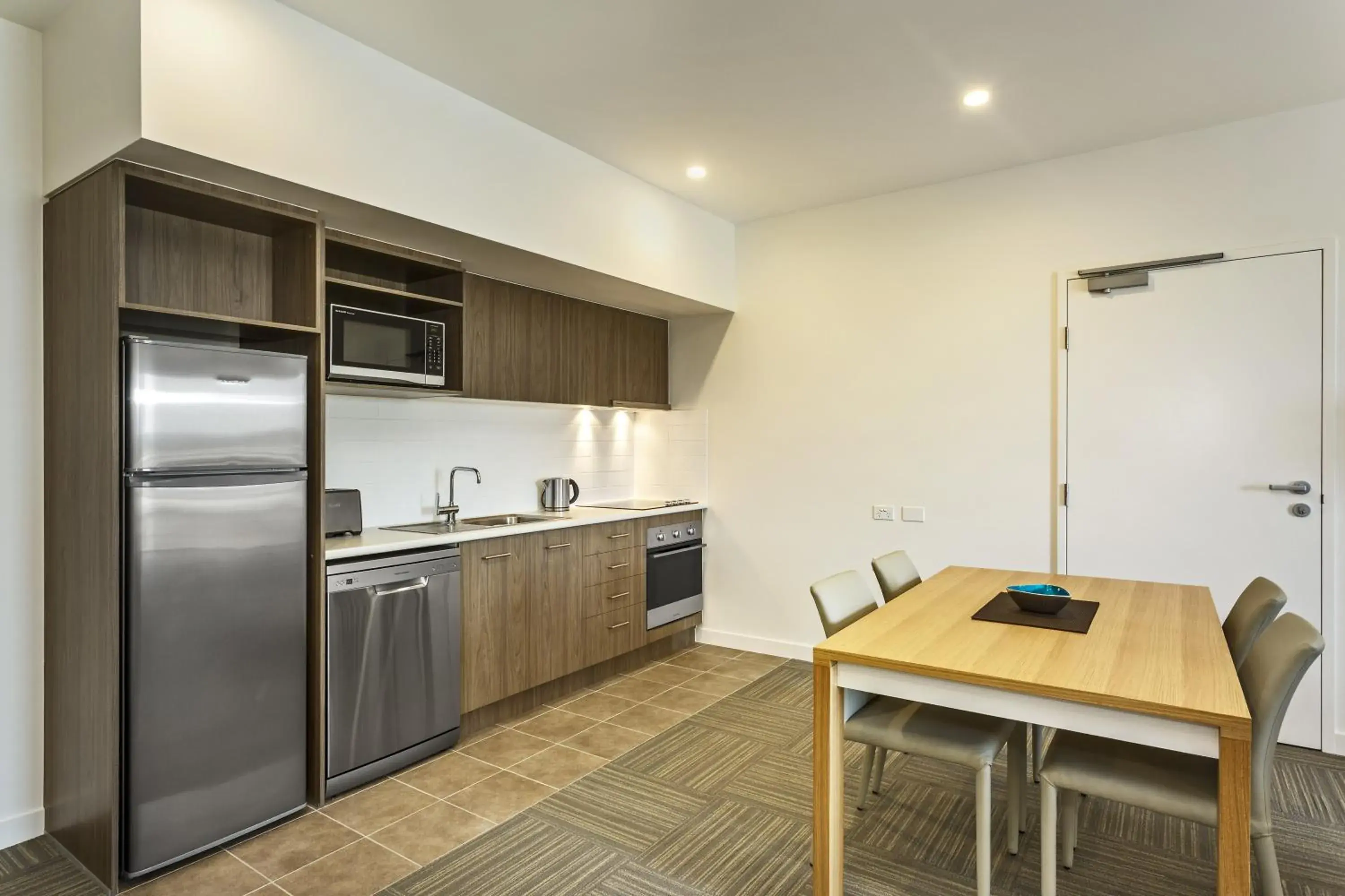 Three-Bedroom Apartment in Quest Townsville on Eyre Three-Bedroom Apartment in Quest Townsville on Eyre