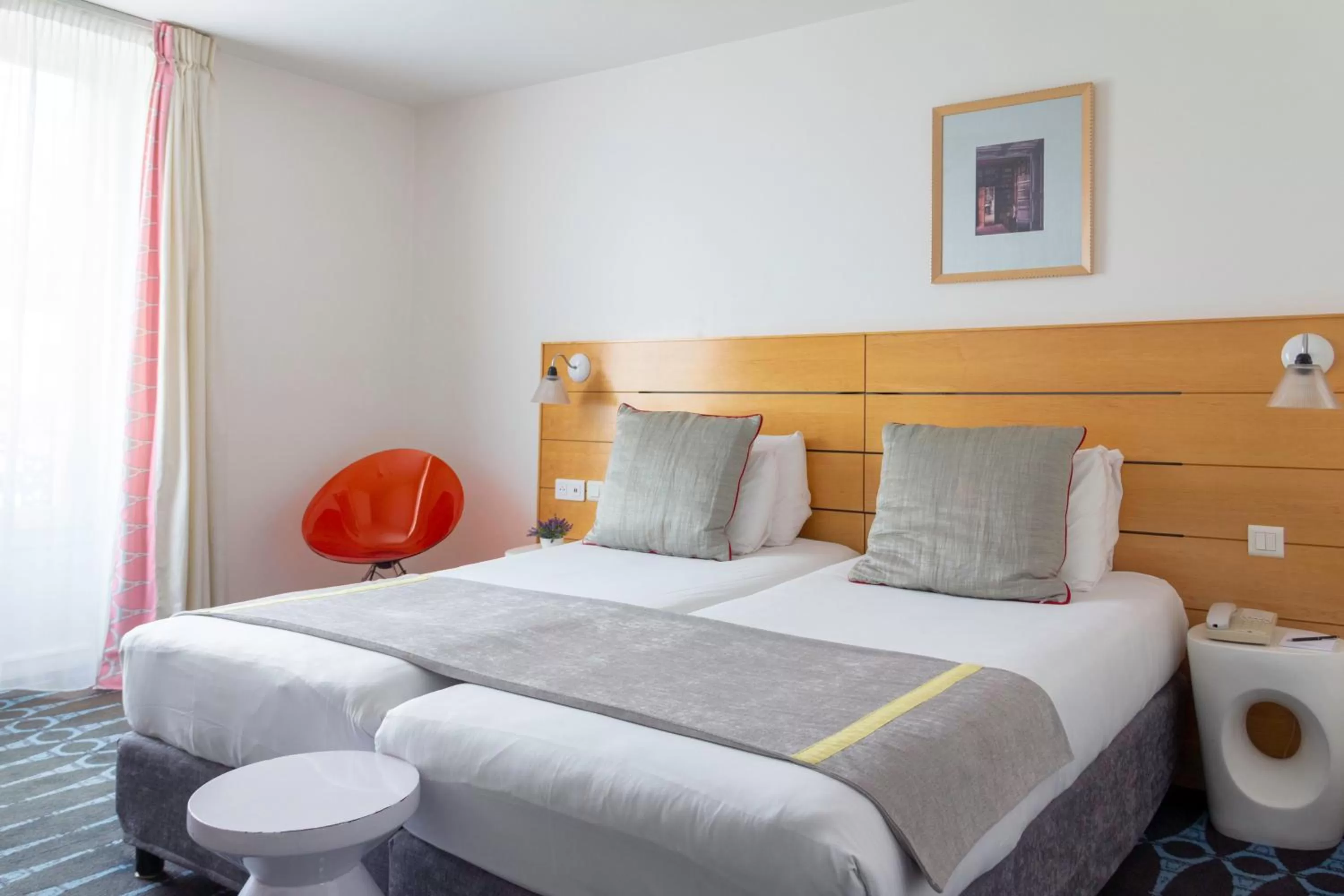 Bedroom, Bed in Hotel Lorette - Astotel