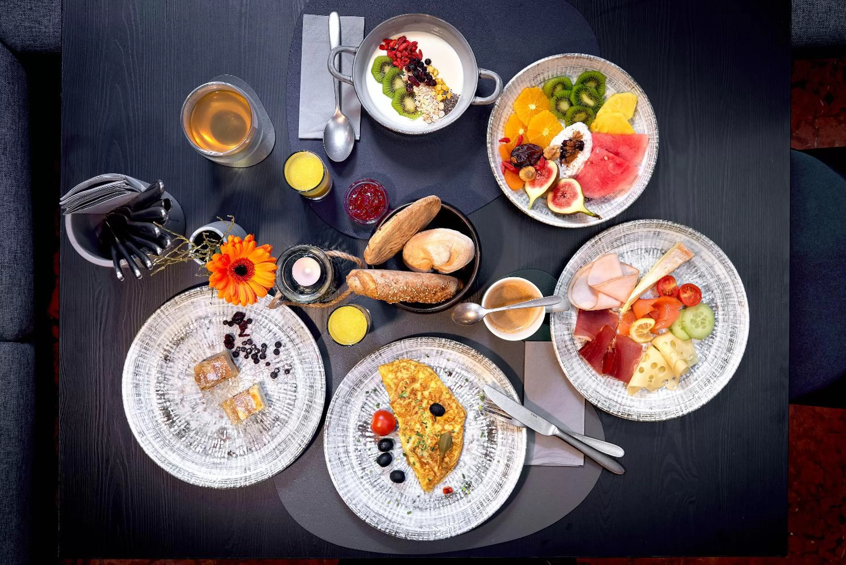 Breakfast in ever grün KAPRUN