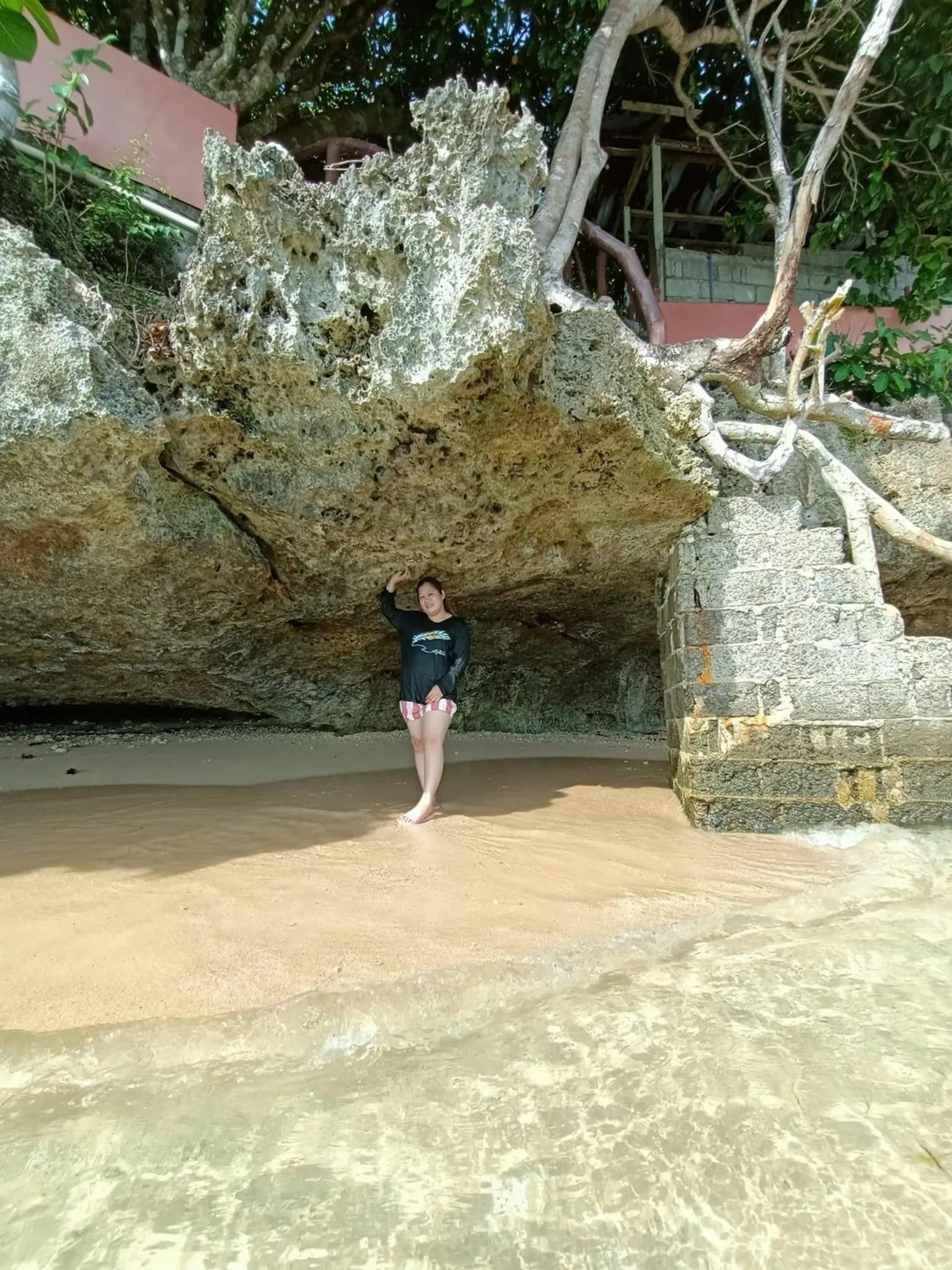 Beach in Gratum Beach Resort