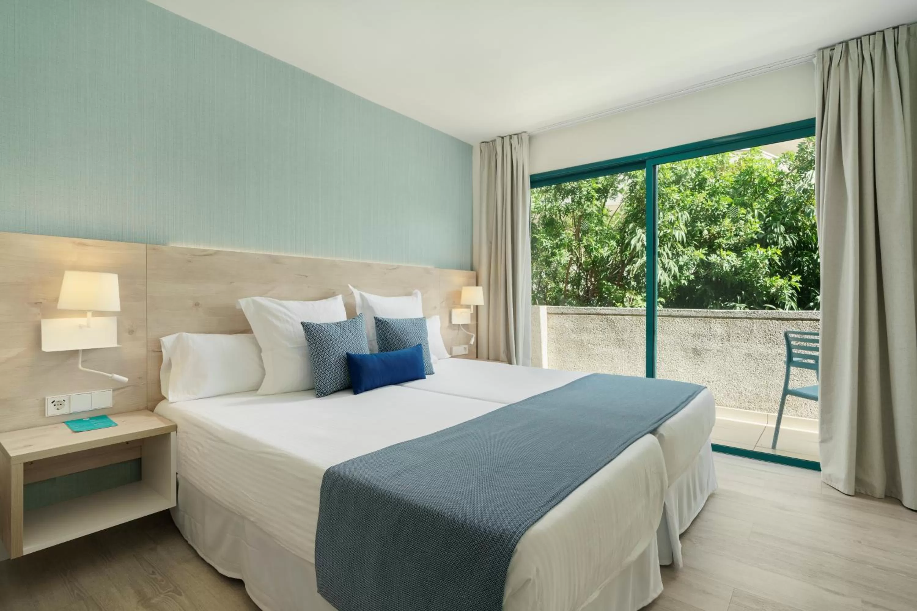 Suite - single occupancy in Alua Tenerife