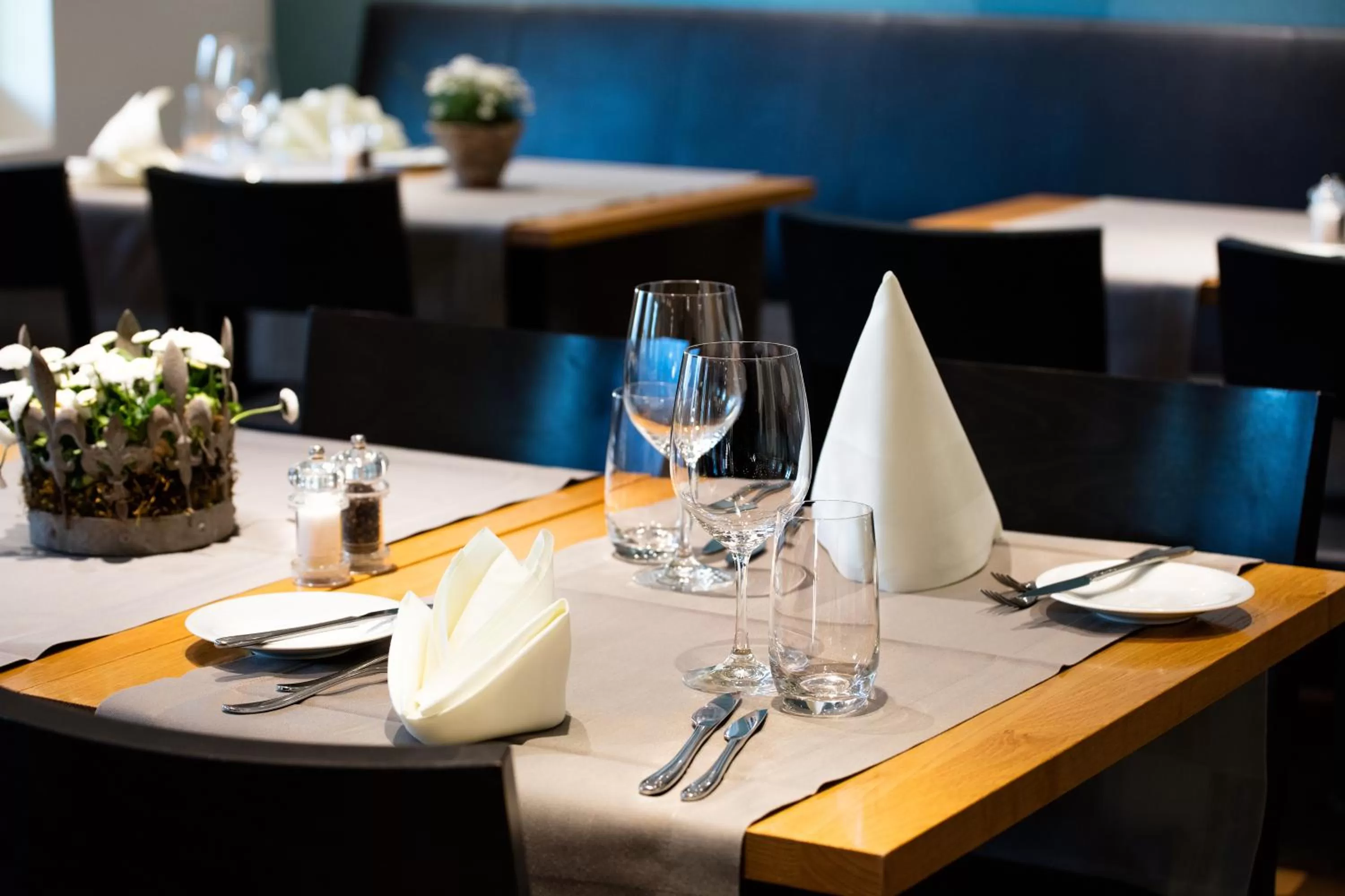 Restaurant/places to eat in Hotel Kreuz by b-smart