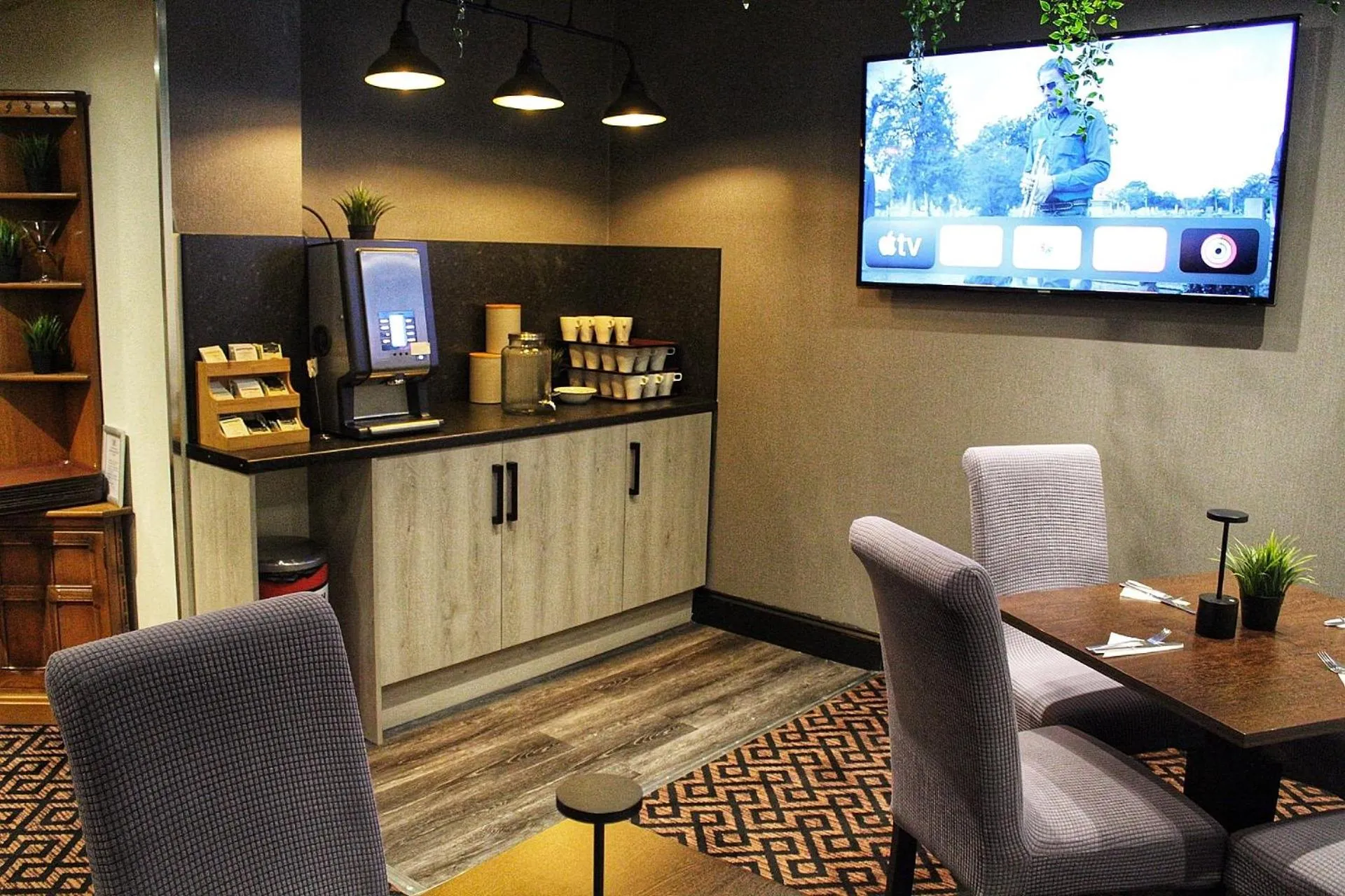 Breakfast in Devoncove Hotel Glasgow