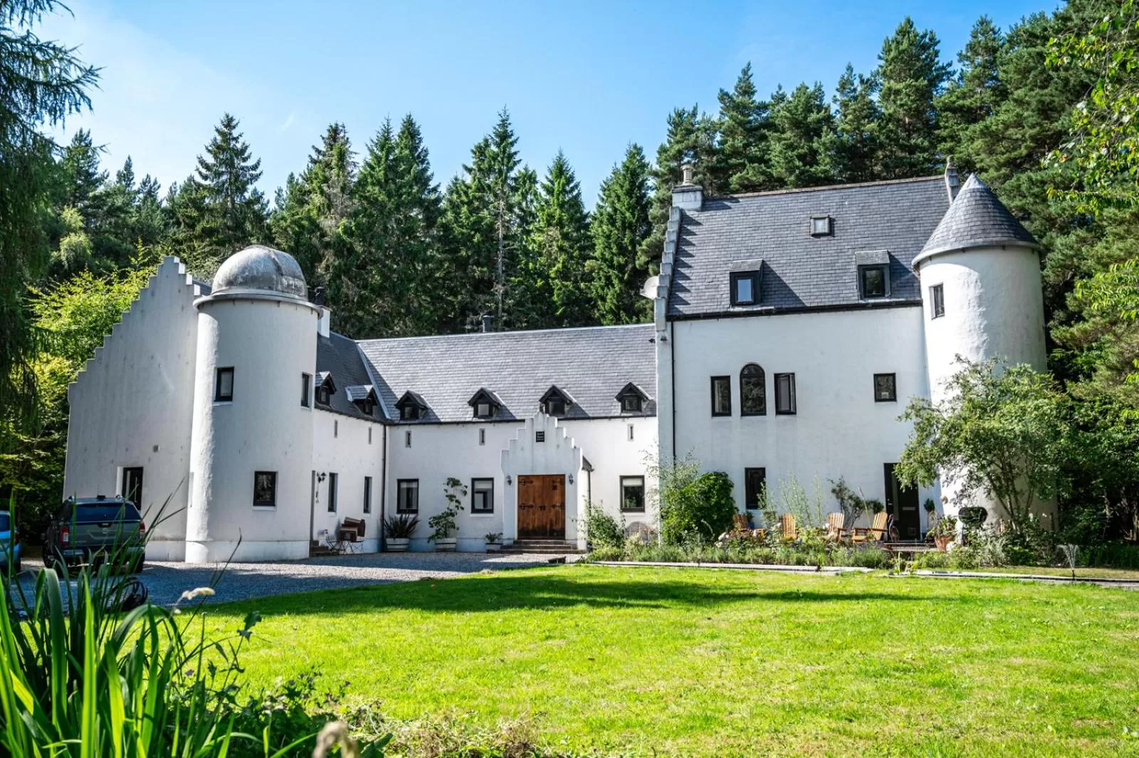 Property Building in White Rose Tower