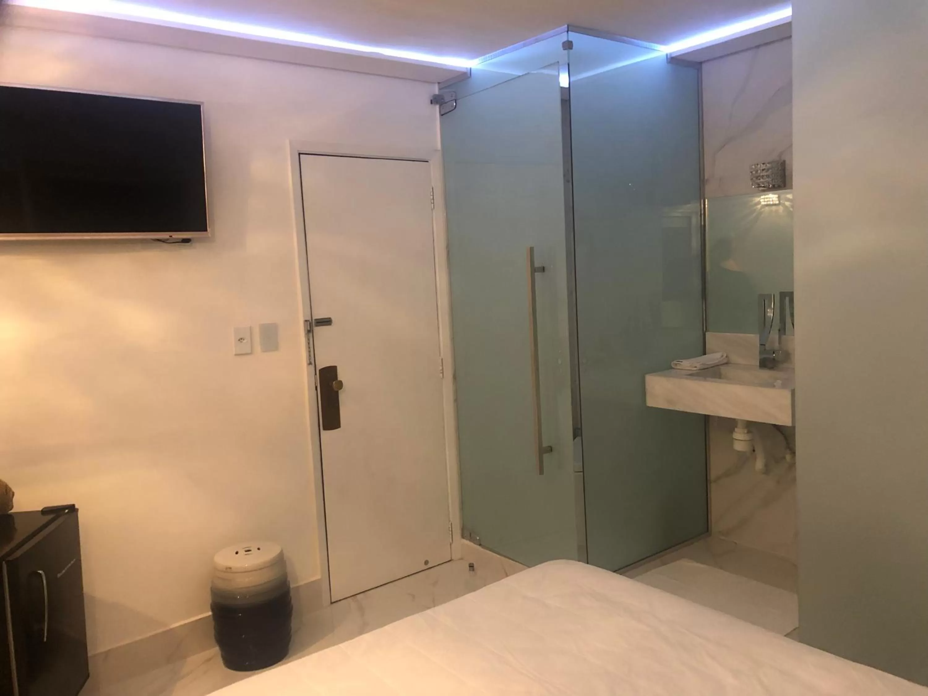 Bed in Apart Hotel Delphin Guaruja