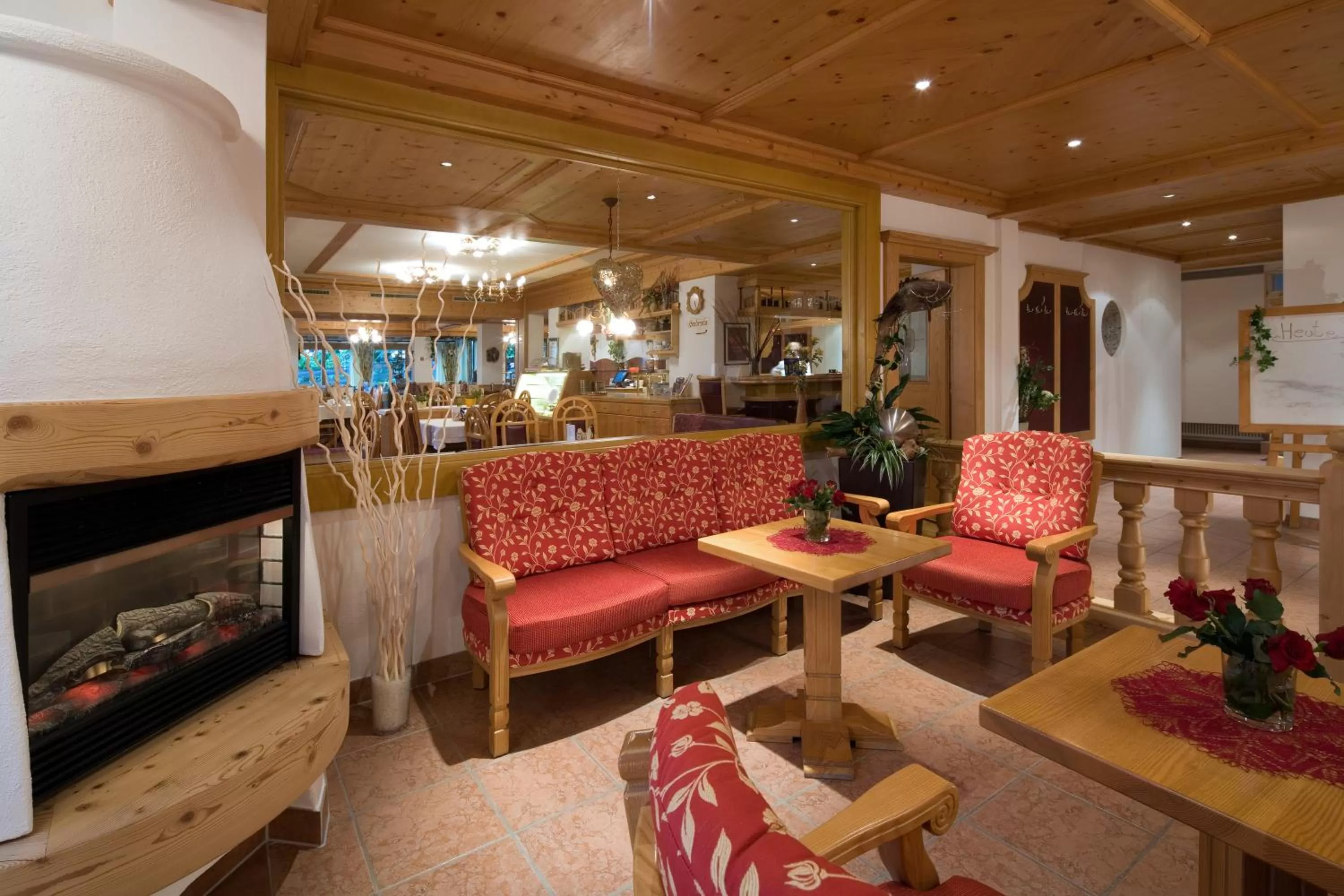 Lounge or bar in Hotel Alpenpanorama