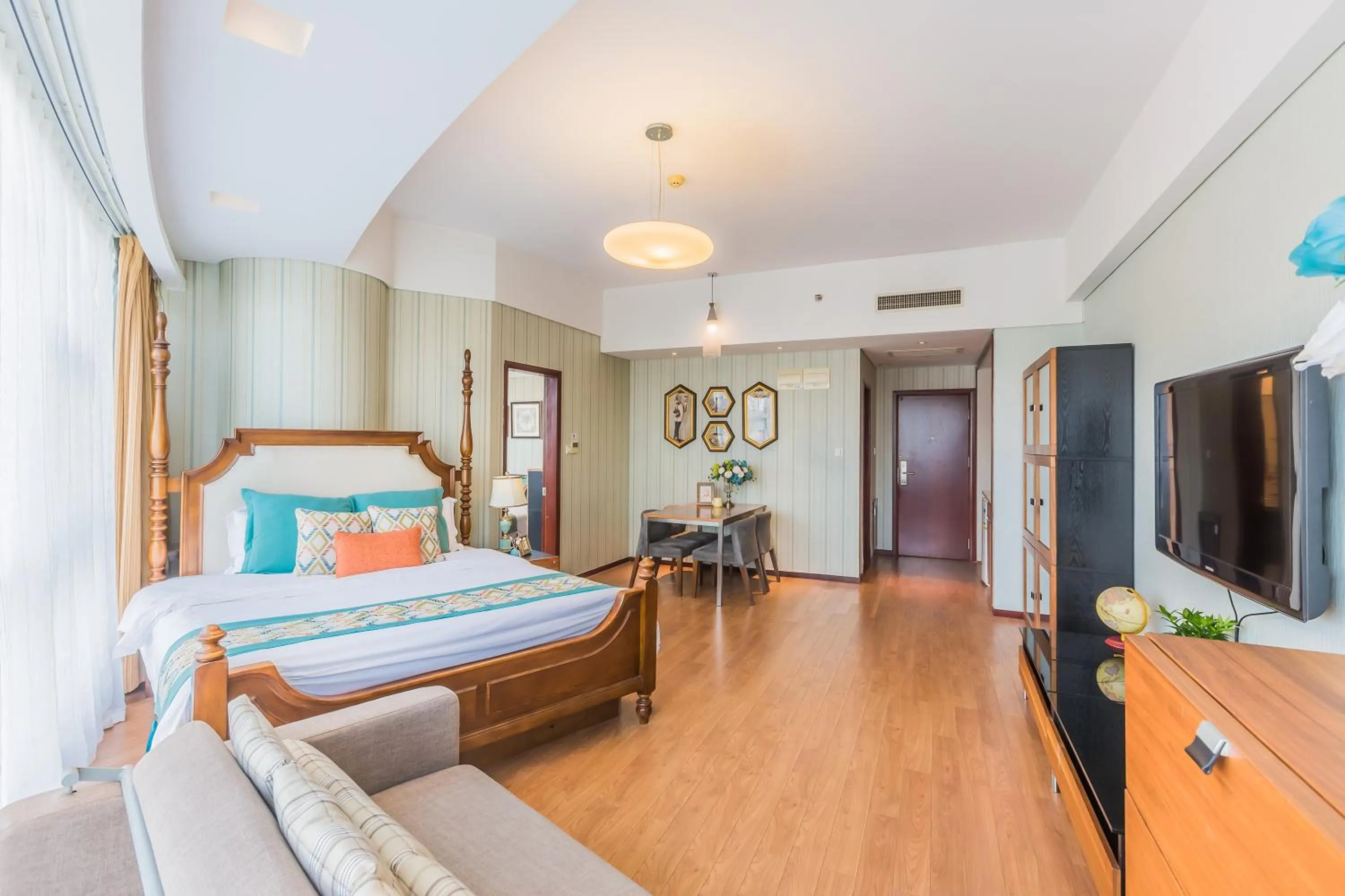 Bed in Westlake 7 Service Apartment