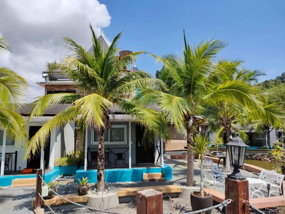 Swimming Pool in Airis Sanctuary Resort