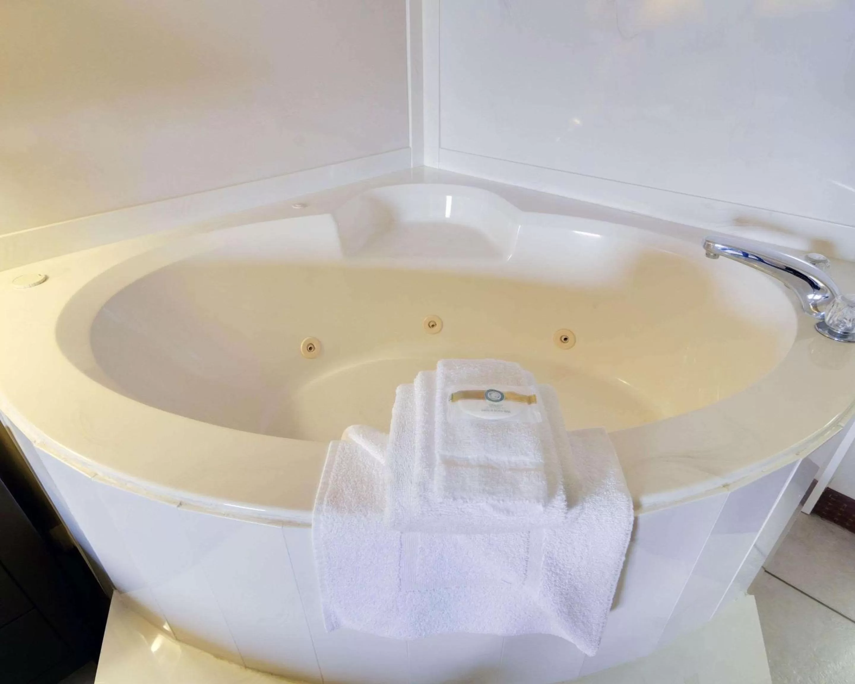 Photo of the whole room in Quality Inn & Suites Clarksville