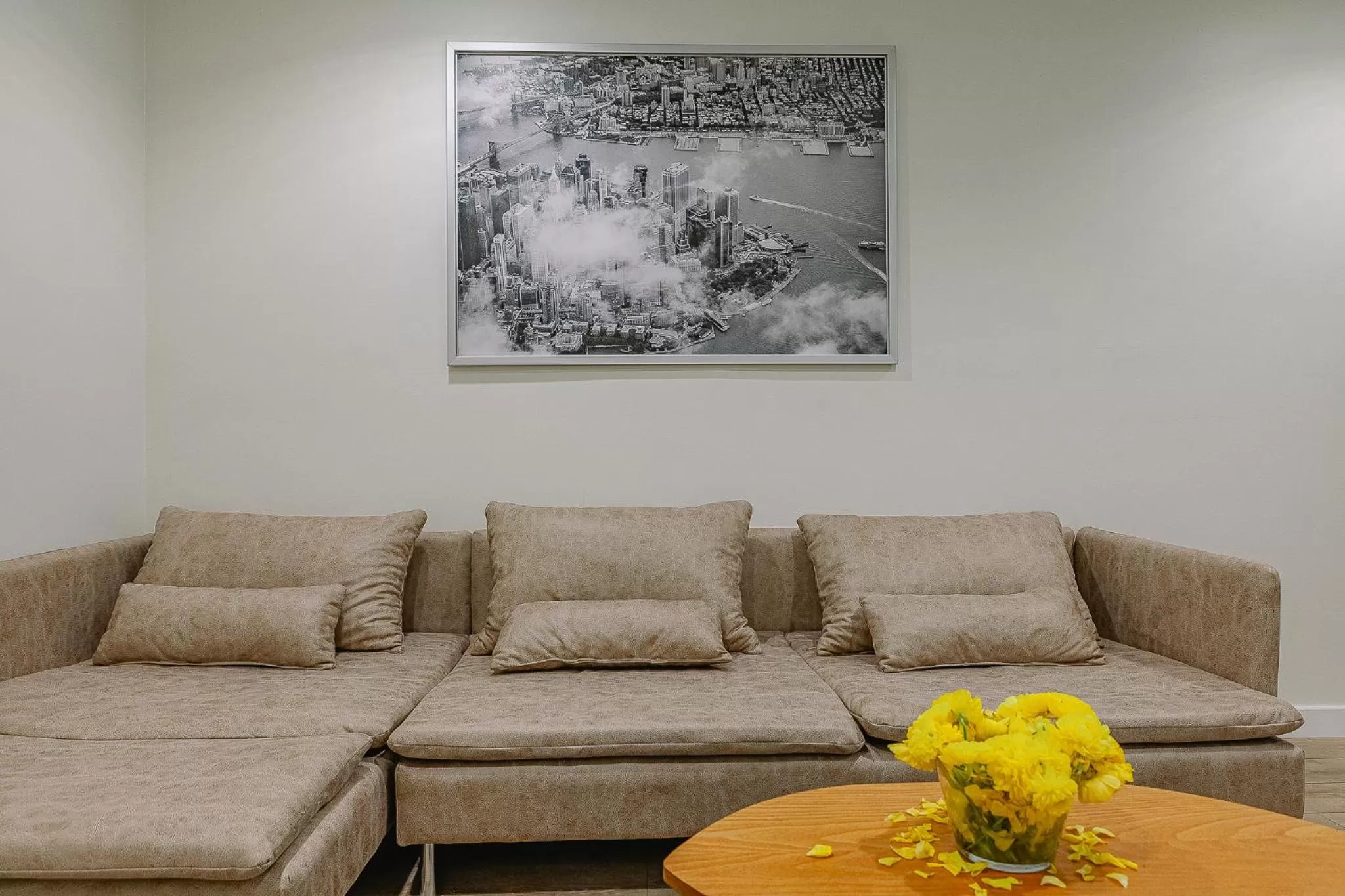 Living room in The Wilson Galata Hotel