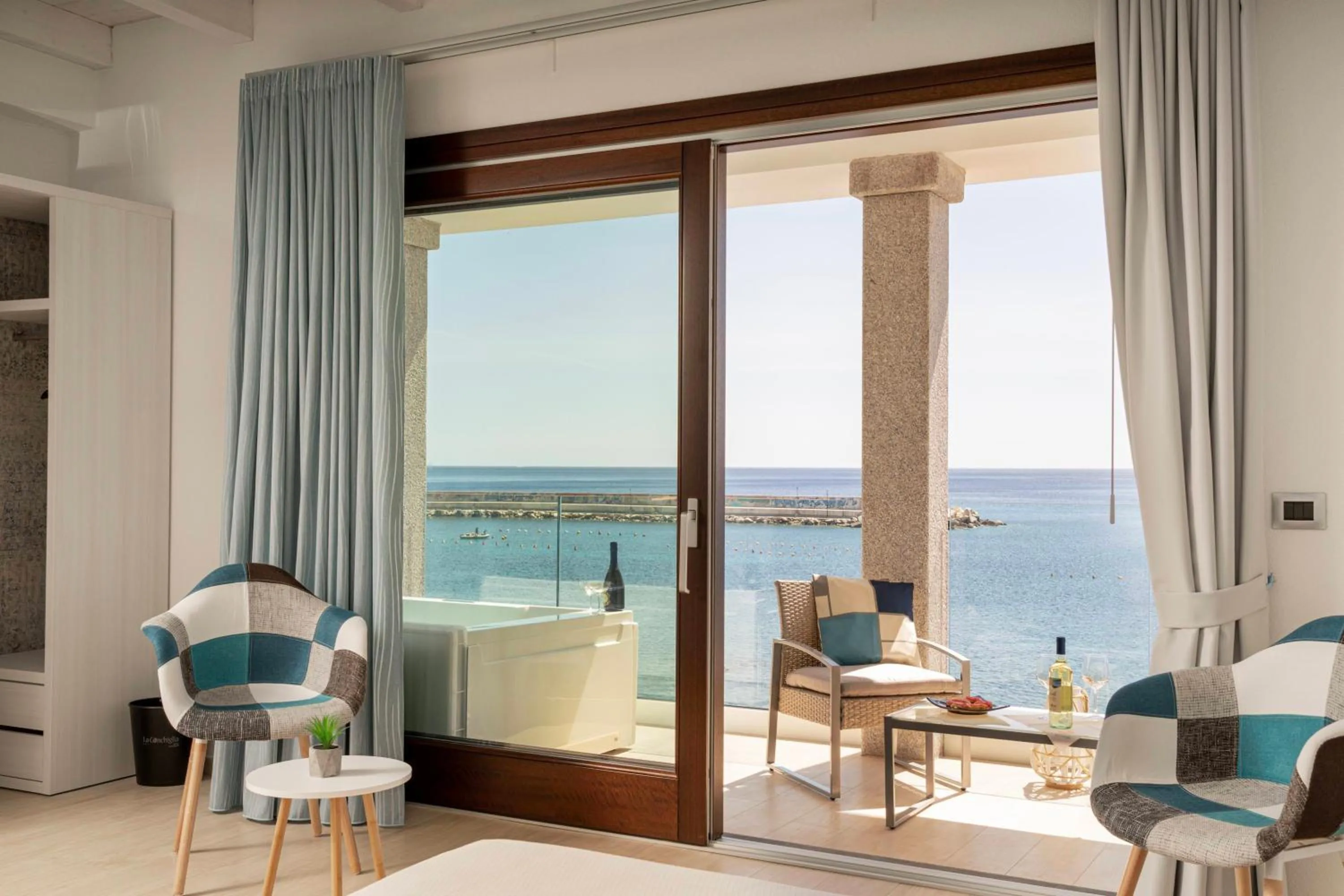 Hot Spring Bath in Hotel Ristorante La Conchiglia