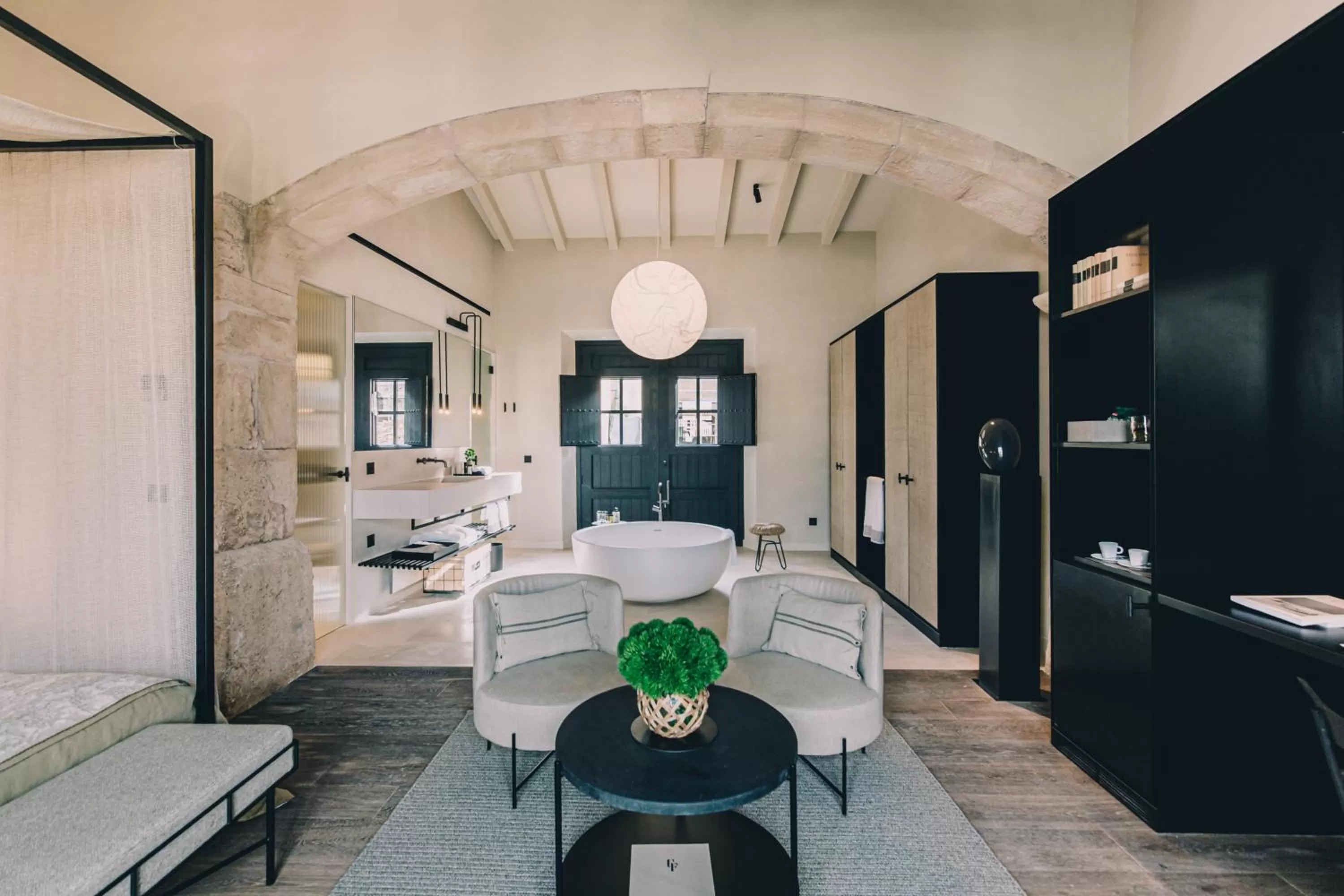 Bathroom, Bed in Can Ferrereta