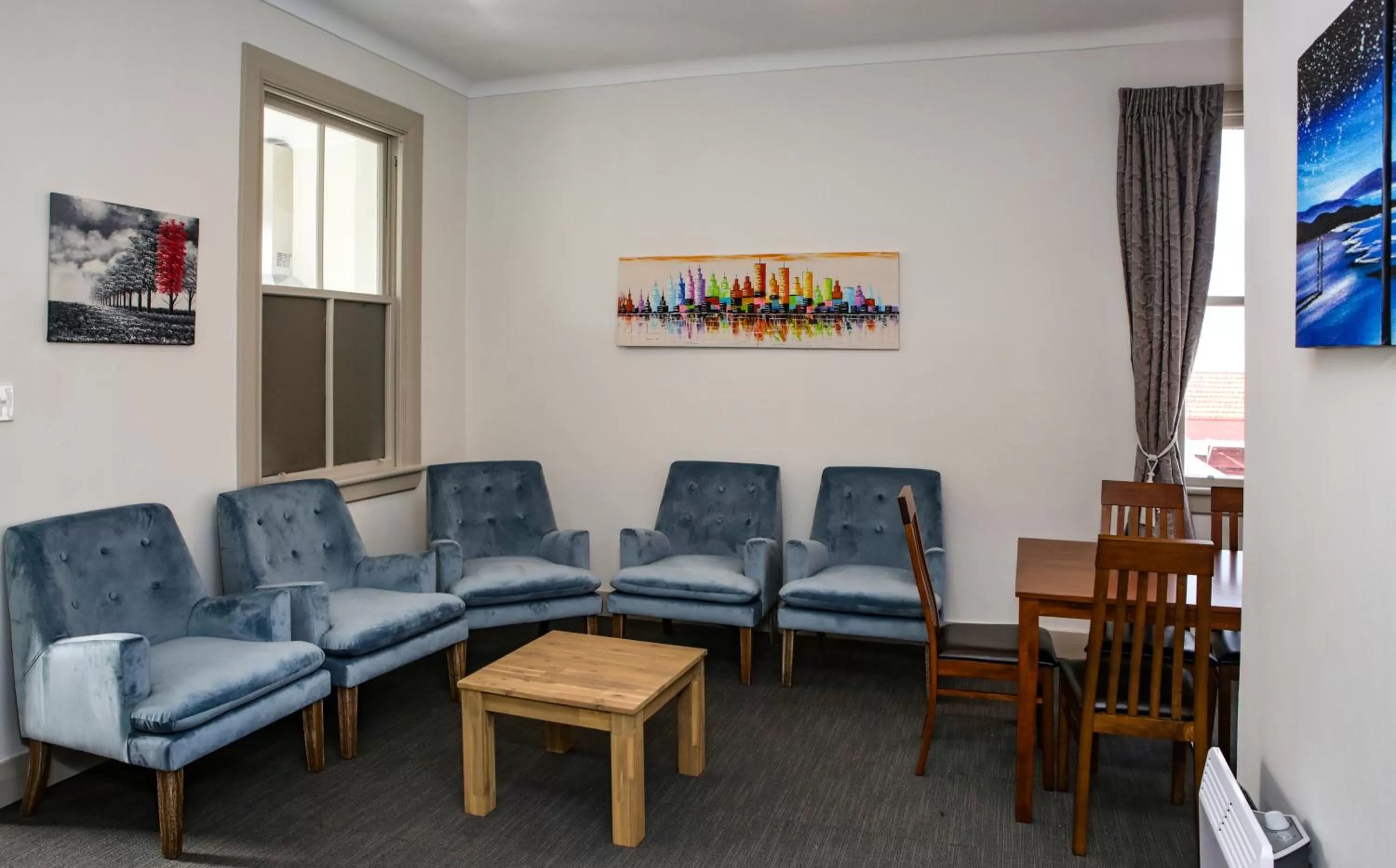 Communal lounge/ TV room in The Prospect of Howick Accommodation
