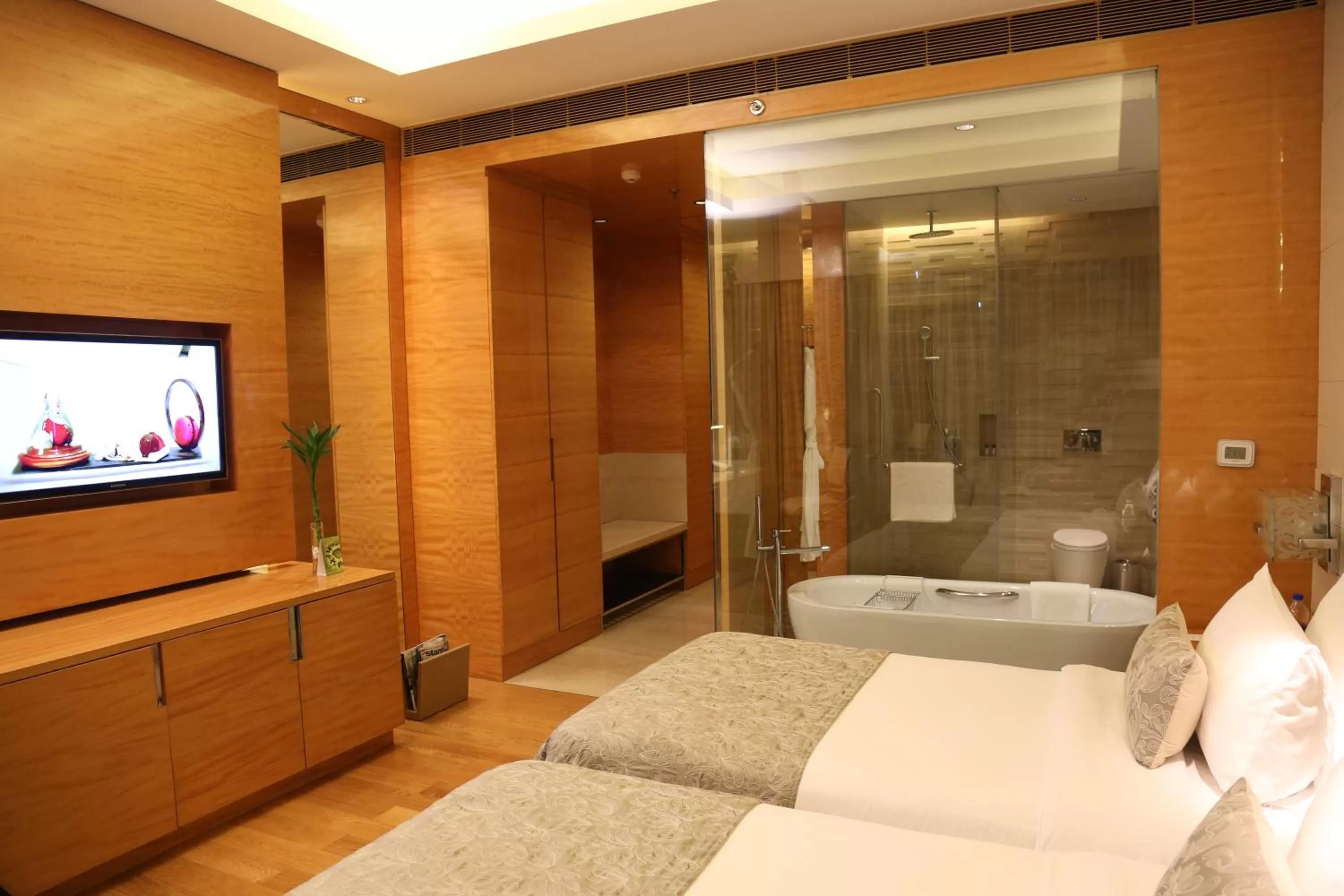 Bathroom, Bed in Taj City Centre Gurugram