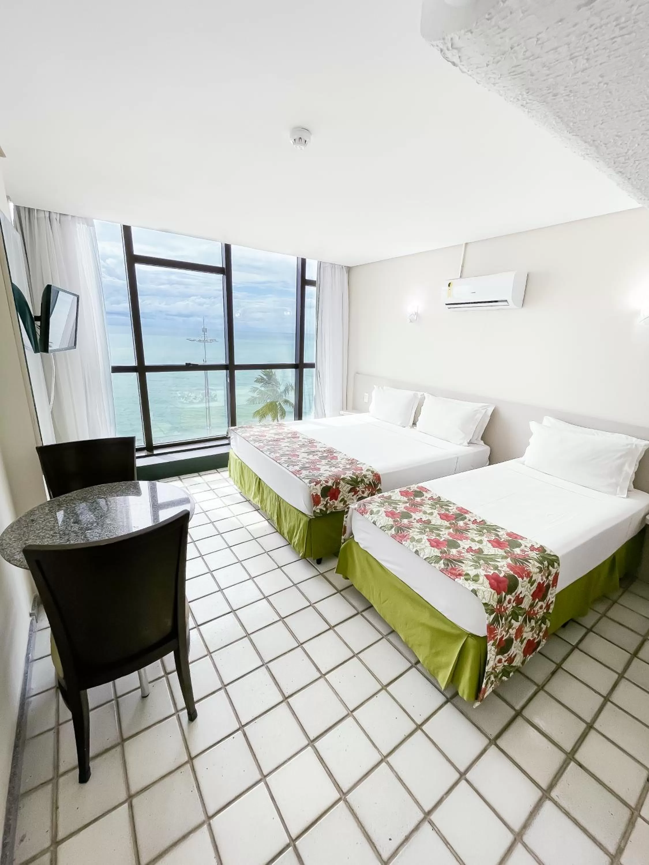 Bedroom, Bed in Hotel Golden Park Recife Boa Viagem By Nacional Inn