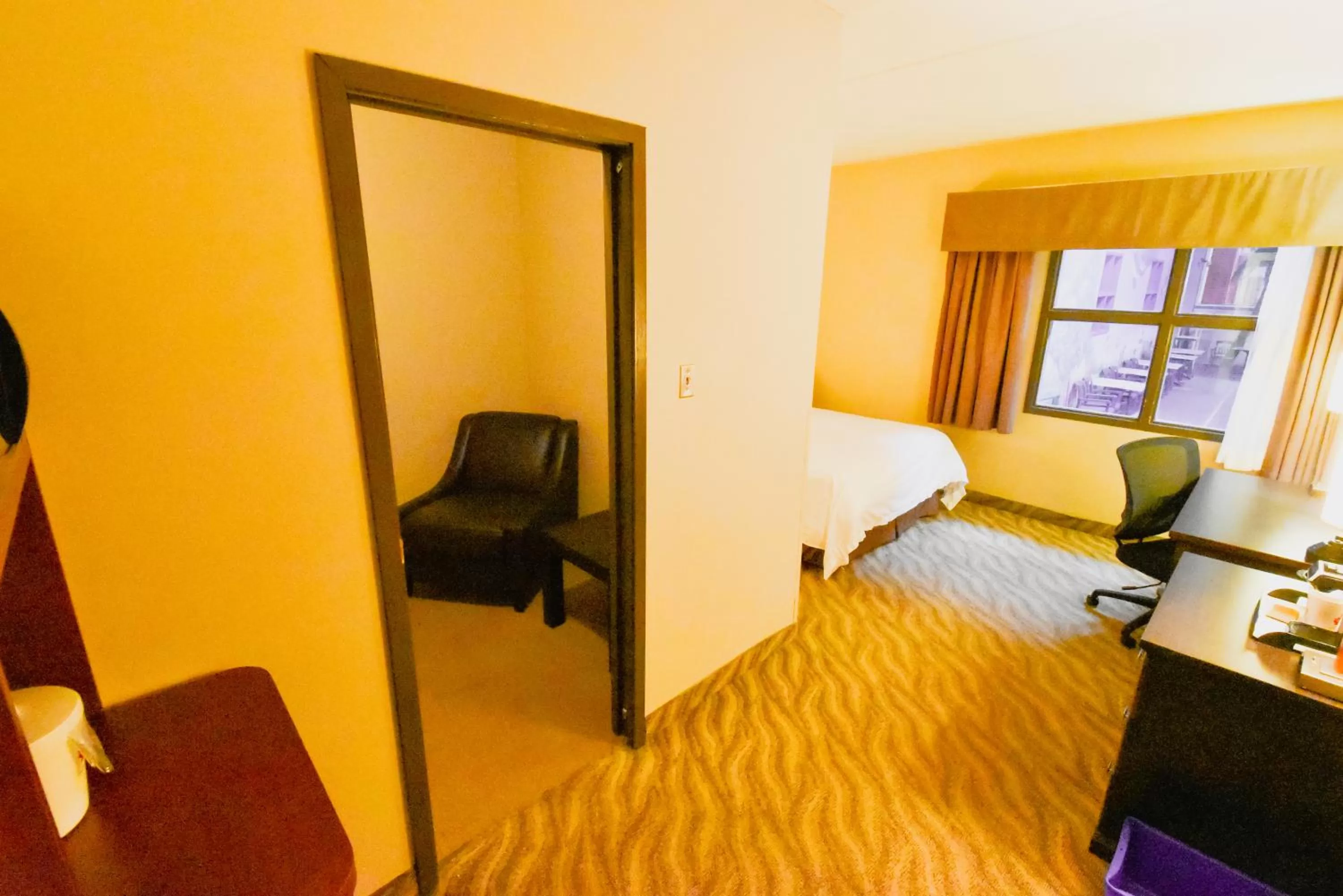 Seating area in Canad Inns Destination Centre Garden City