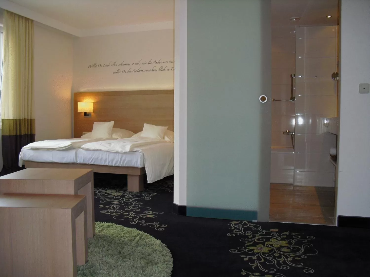 Photo of the whole room, Bed in Hotel Robben