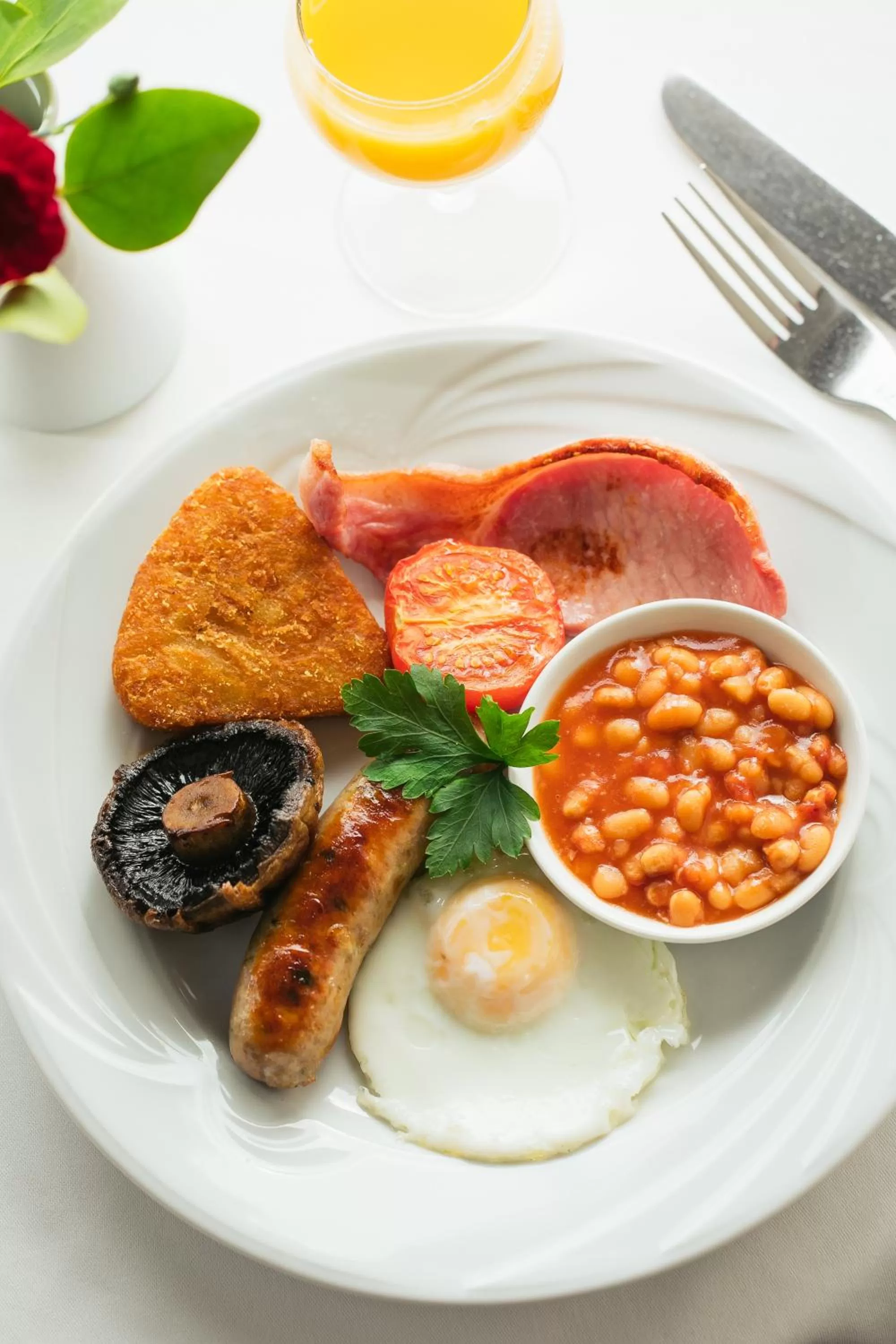 Food and drinks in Giltar Hotel