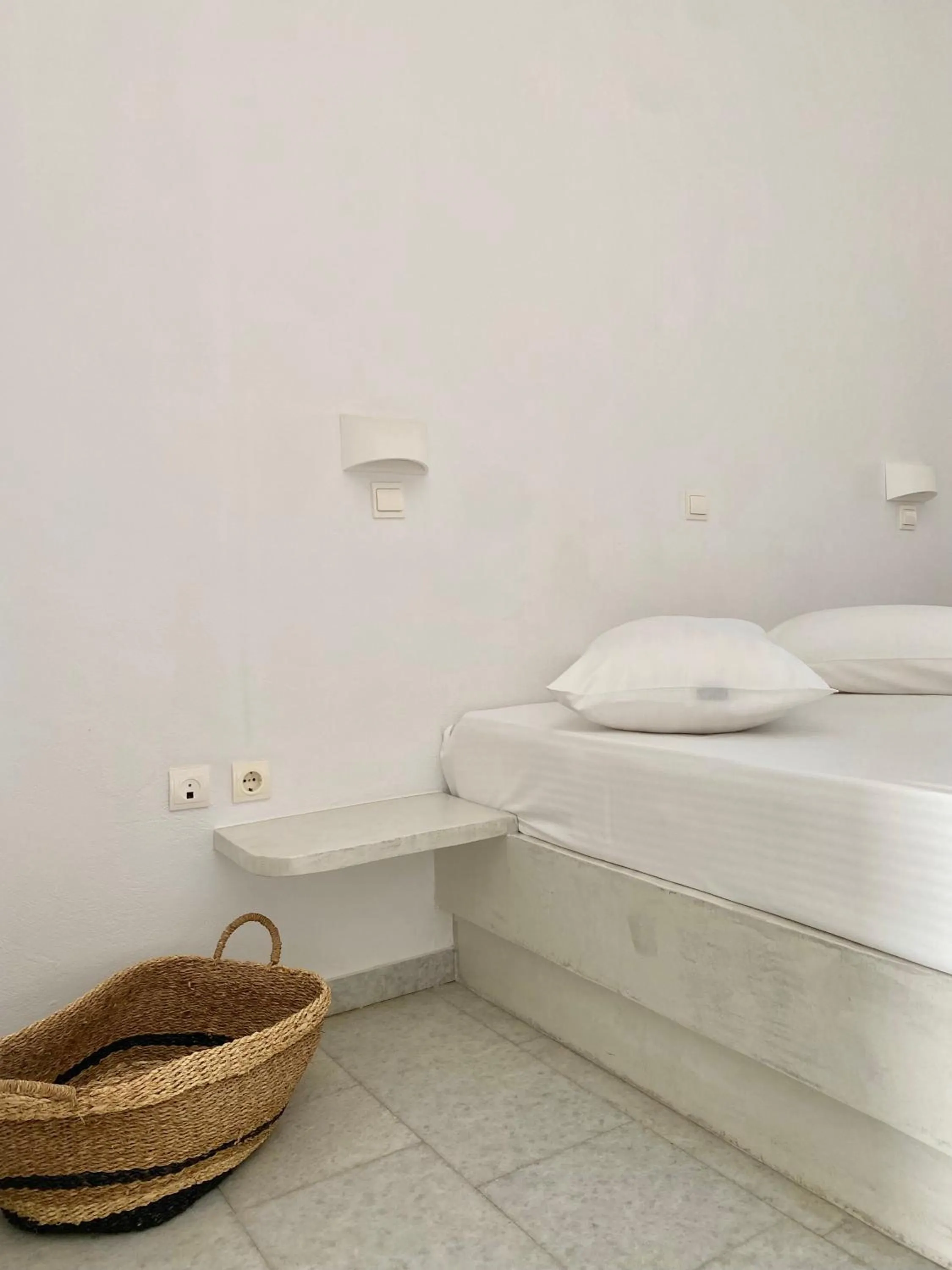 Bedroom, Bed in Fikas Hotel