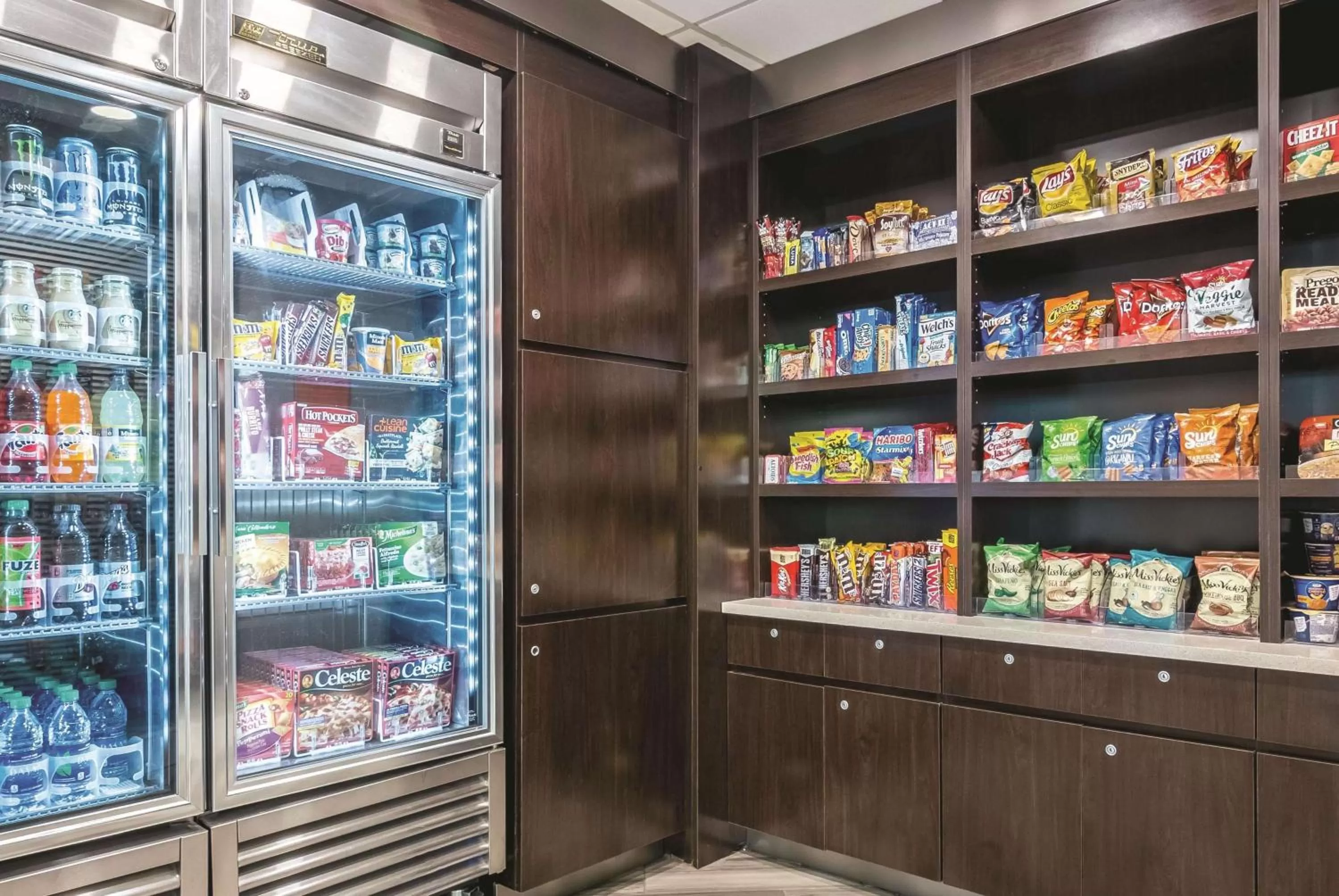 On site in La Quinta by Wyndham Orlando Airport North - Free Airport Shuttle!