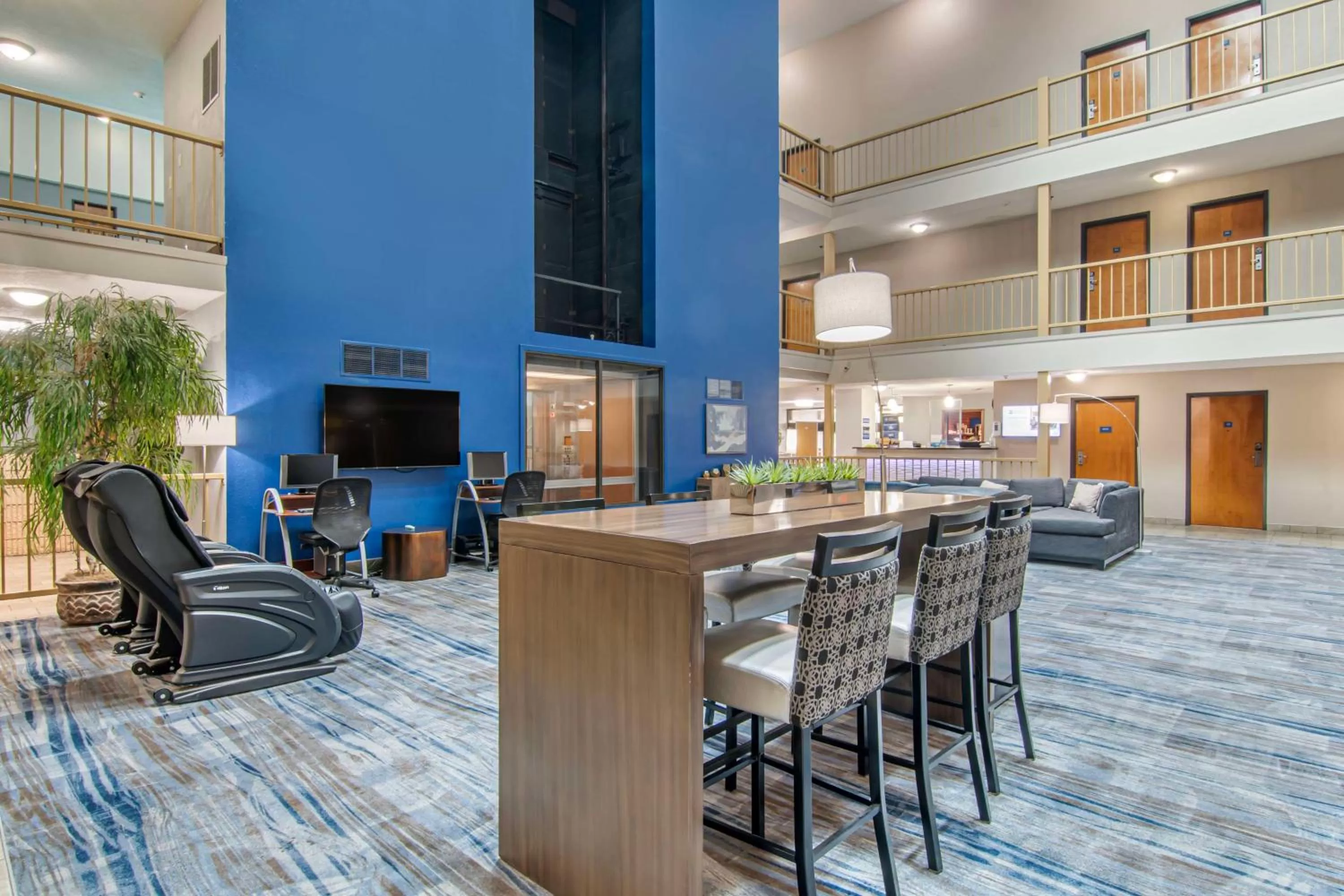 Lobby or reception in Best Western On the River