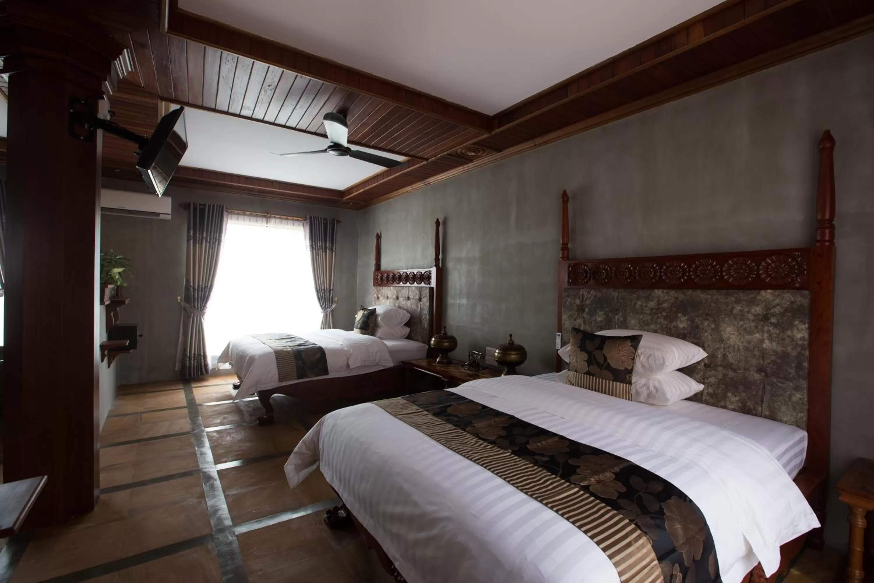 Decorative detail, Bed in Angkor Style Resort