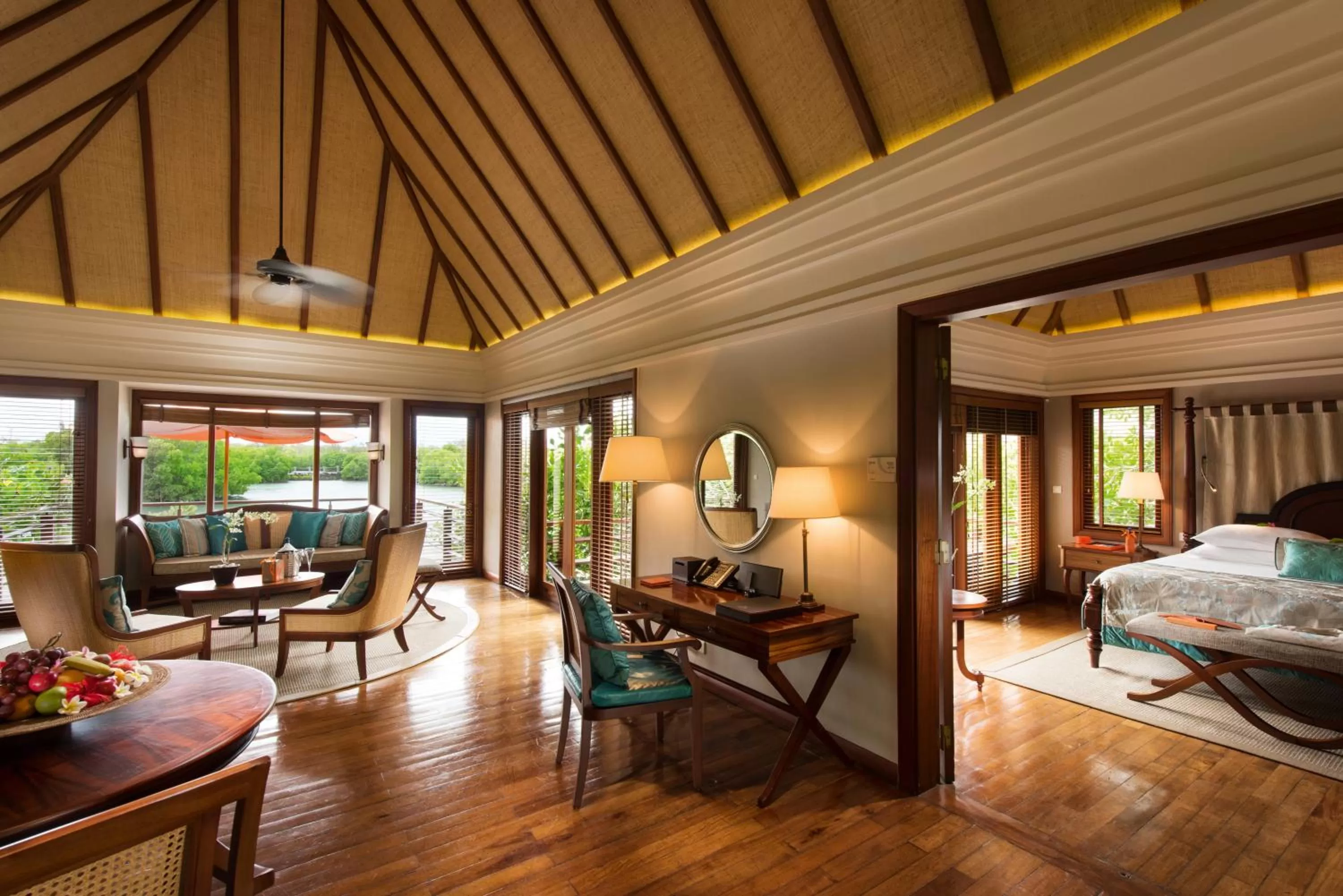 Coffee/tea facilities, Bed in Constance Prince Maurice