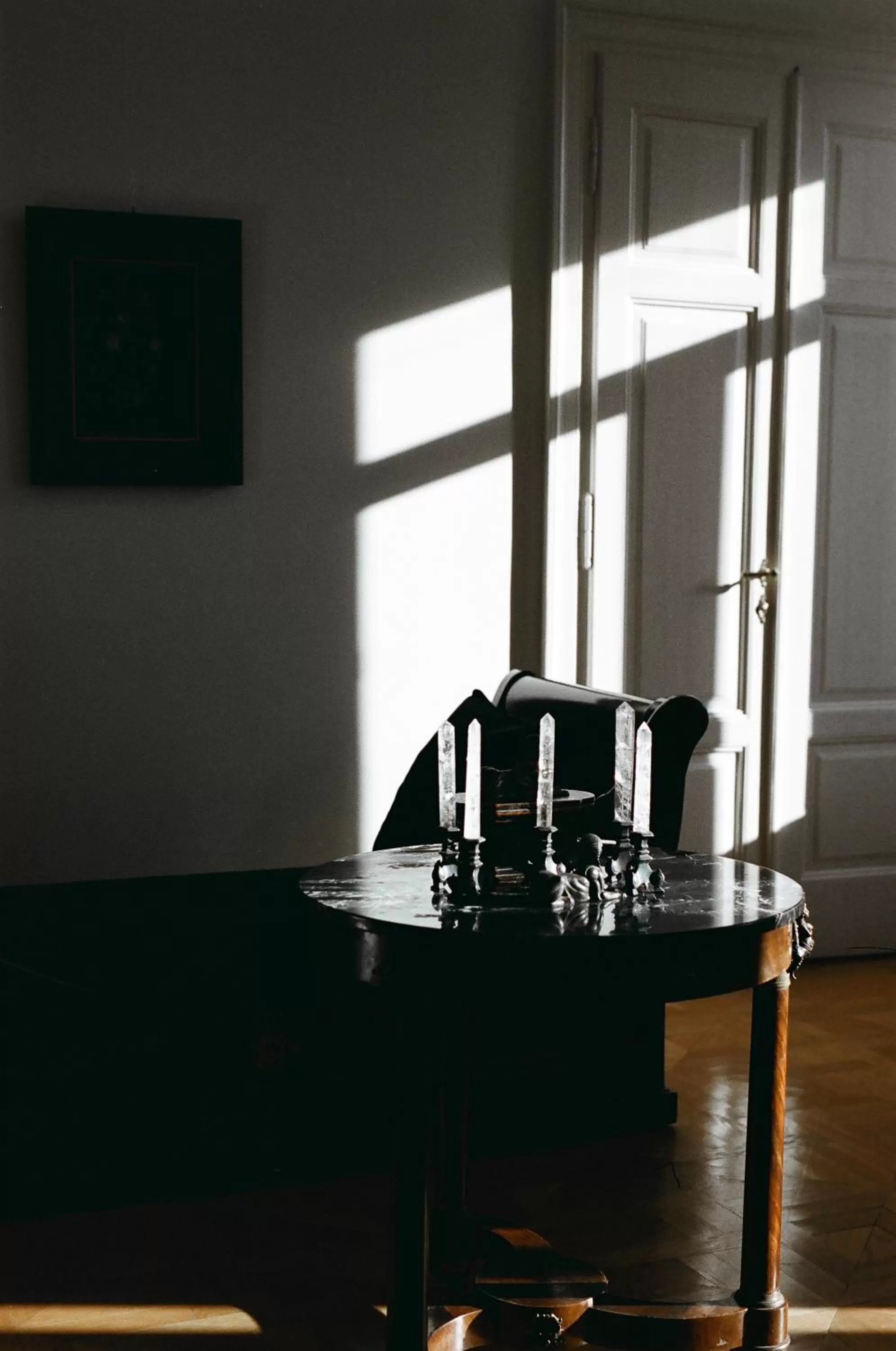 hair dresser in Seven Historical Suites