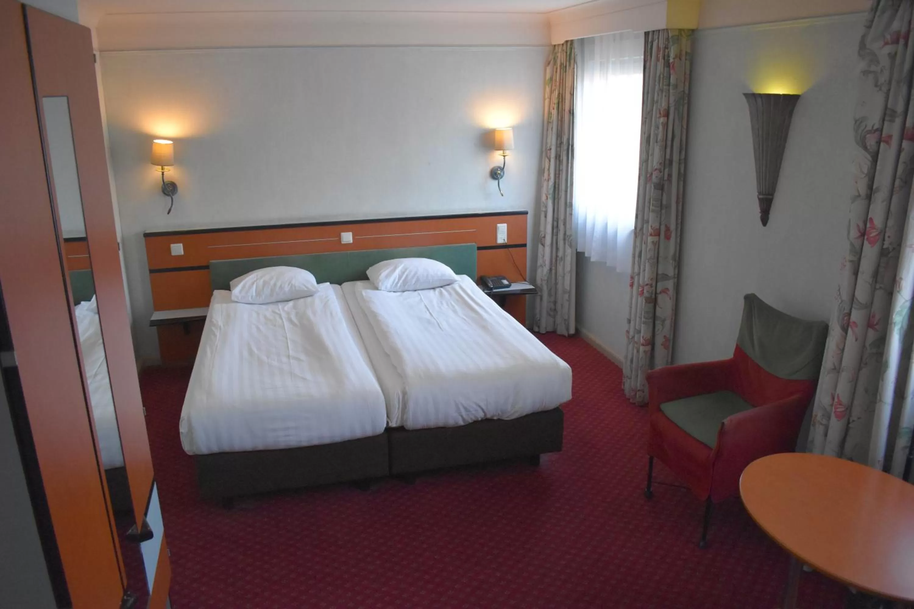 Bedroom, Bed in Fletcher Hotel-Restaurant Kasteel Erenstein