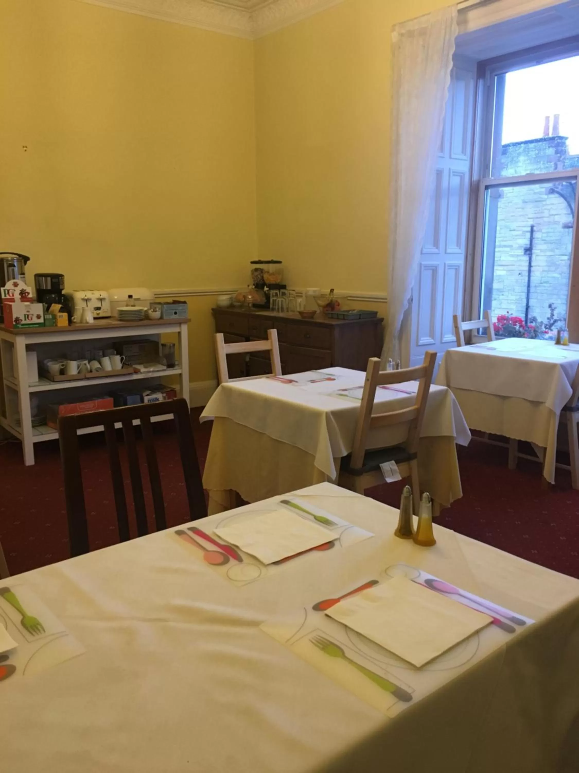 Dining area in Airdenair Guest House