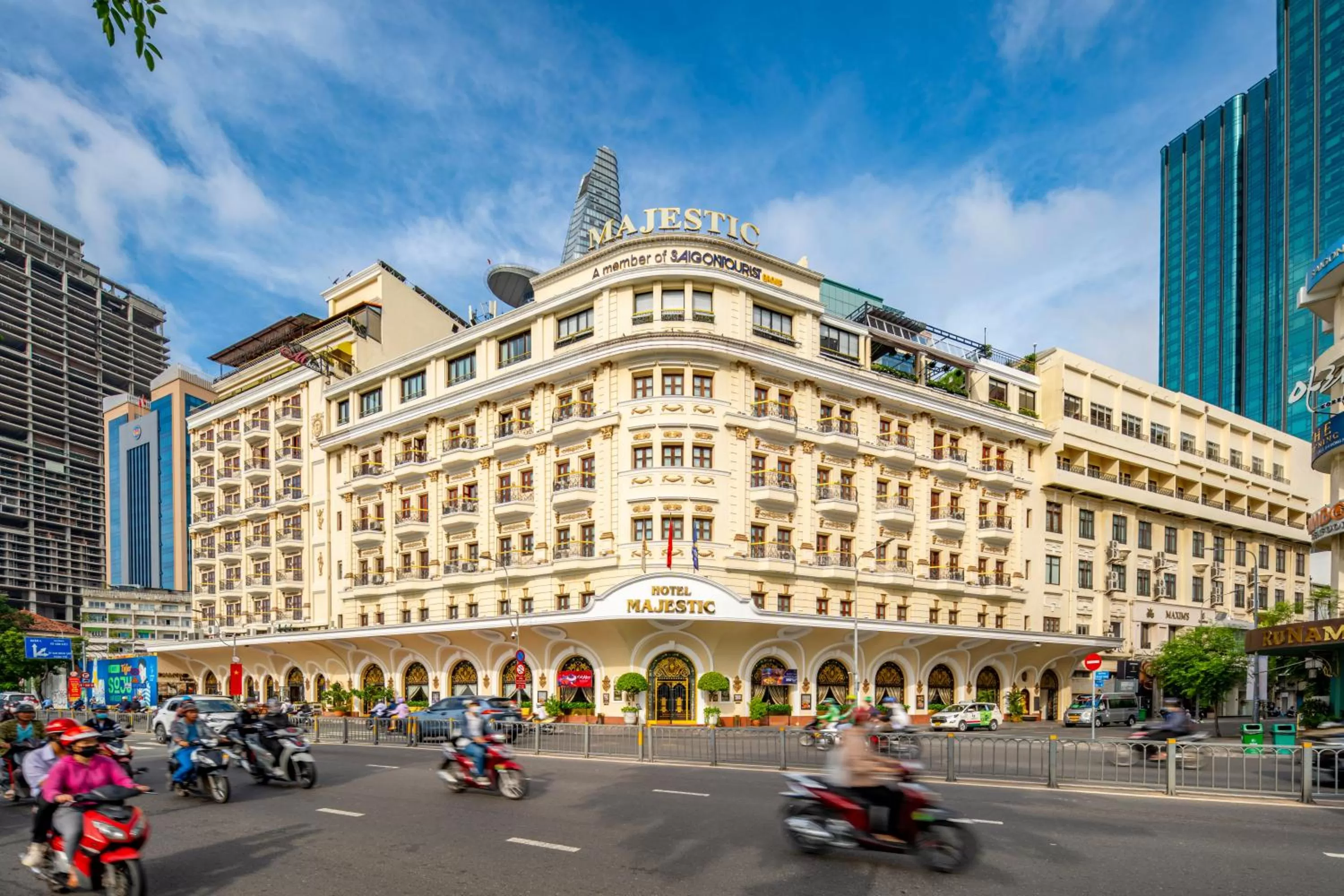 concierge in Hotel Majestic Saigon
