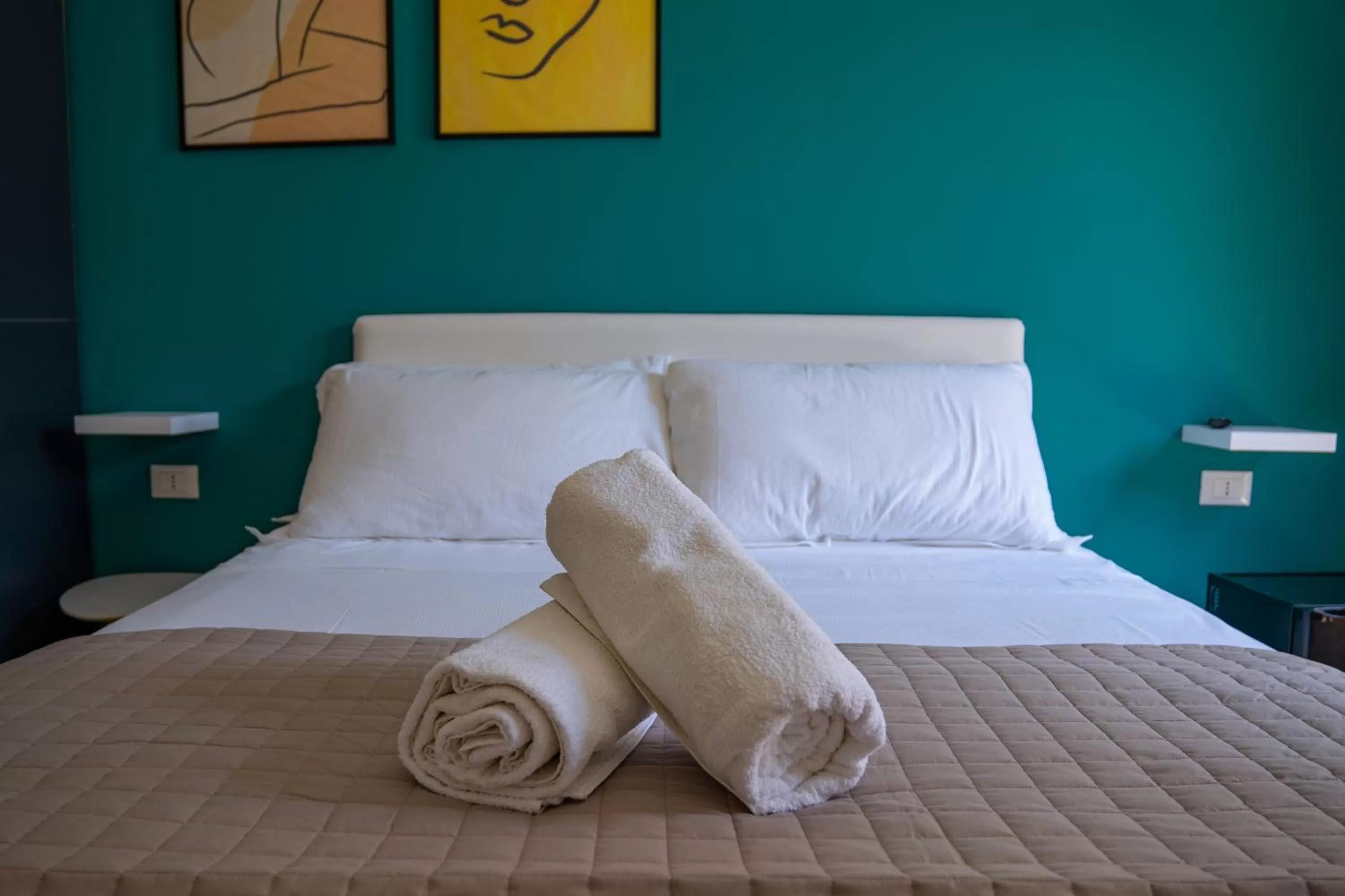 Bed in Verdirooms158