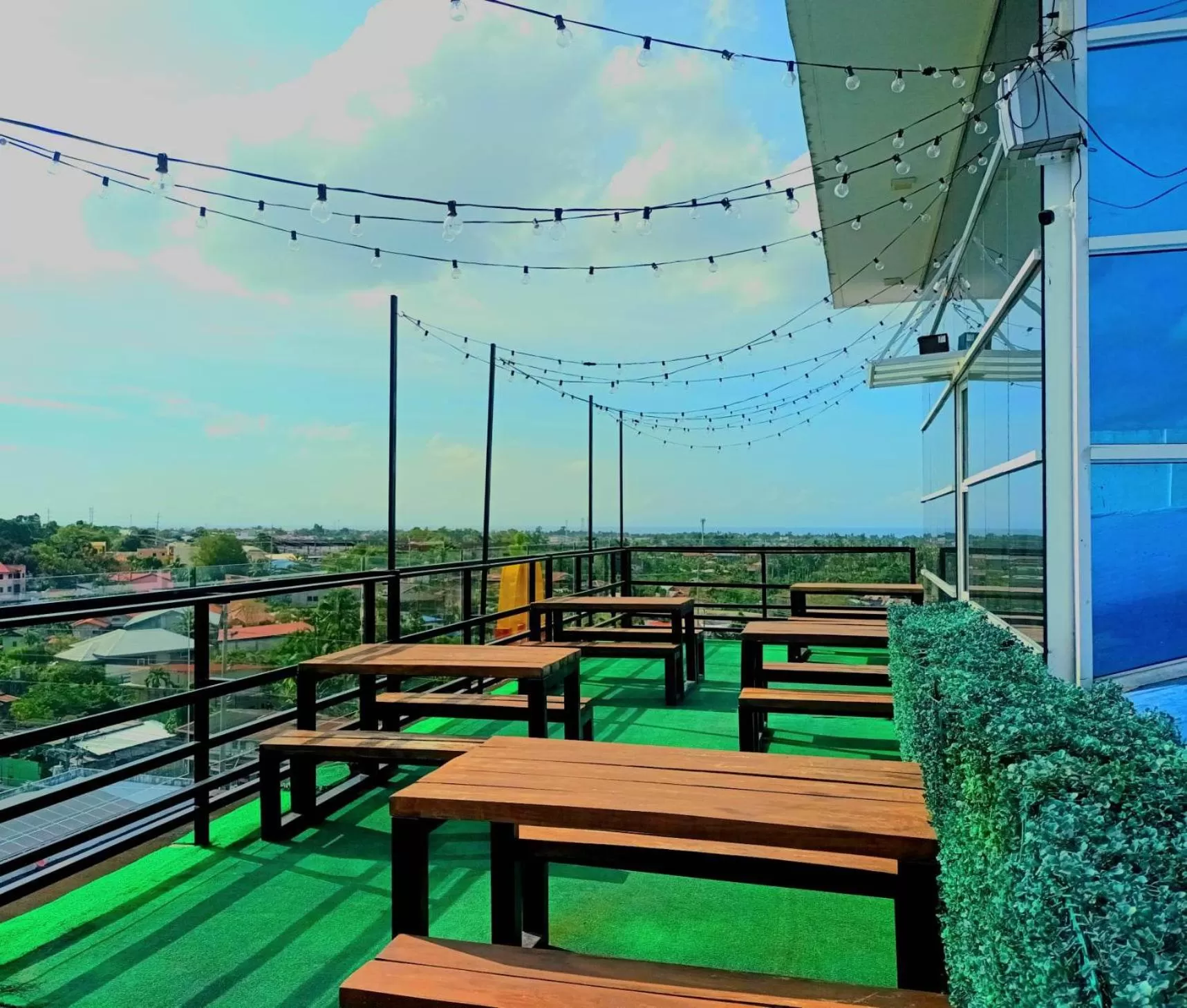 Restaurant/places to eat in Dosi Hotel PH