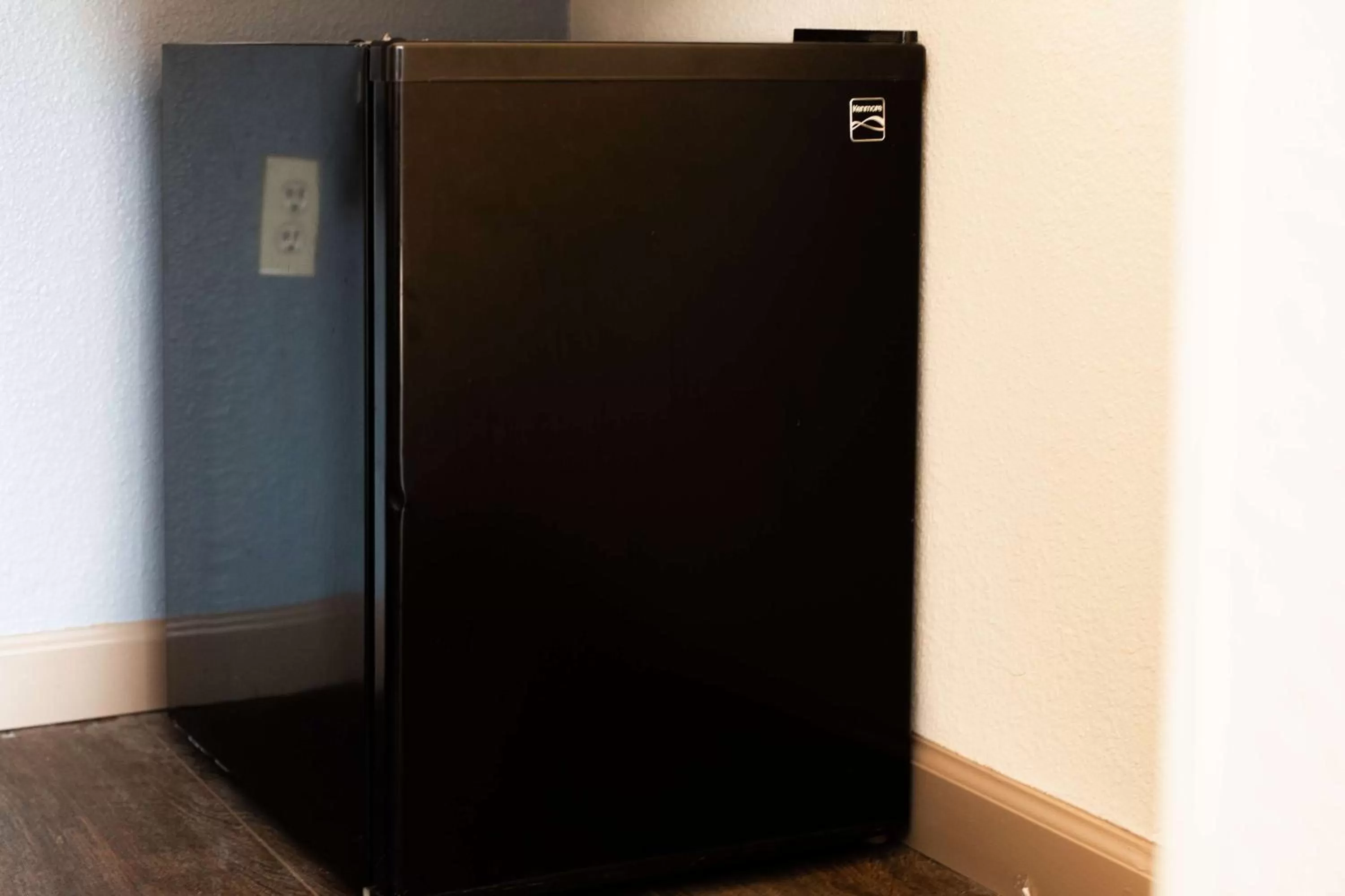 Photo of the whole room in SureStay Hotel by Best Western Fairfield Napa Valley