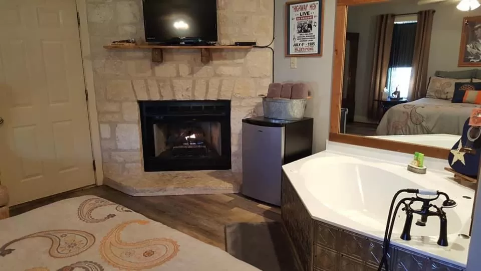 Bathroom in Full Moon Inn