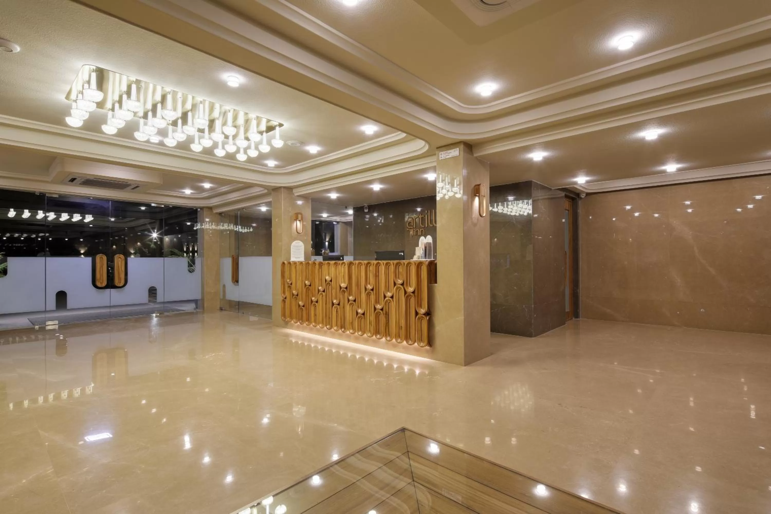 Lobby or reception in Artilla Inn