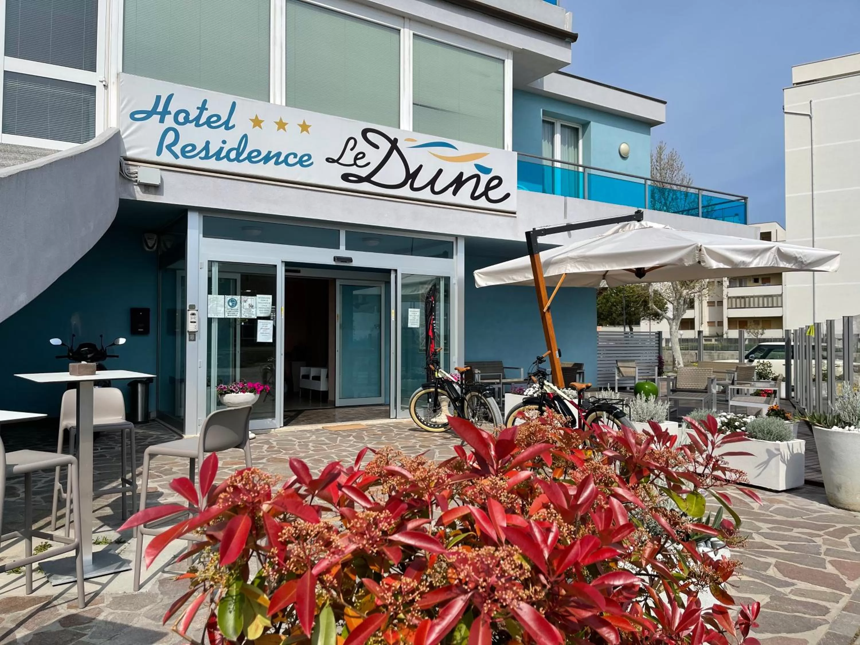 Facade/entrance in Hotel-Residence- Le Dune Breakfast & private beach included
