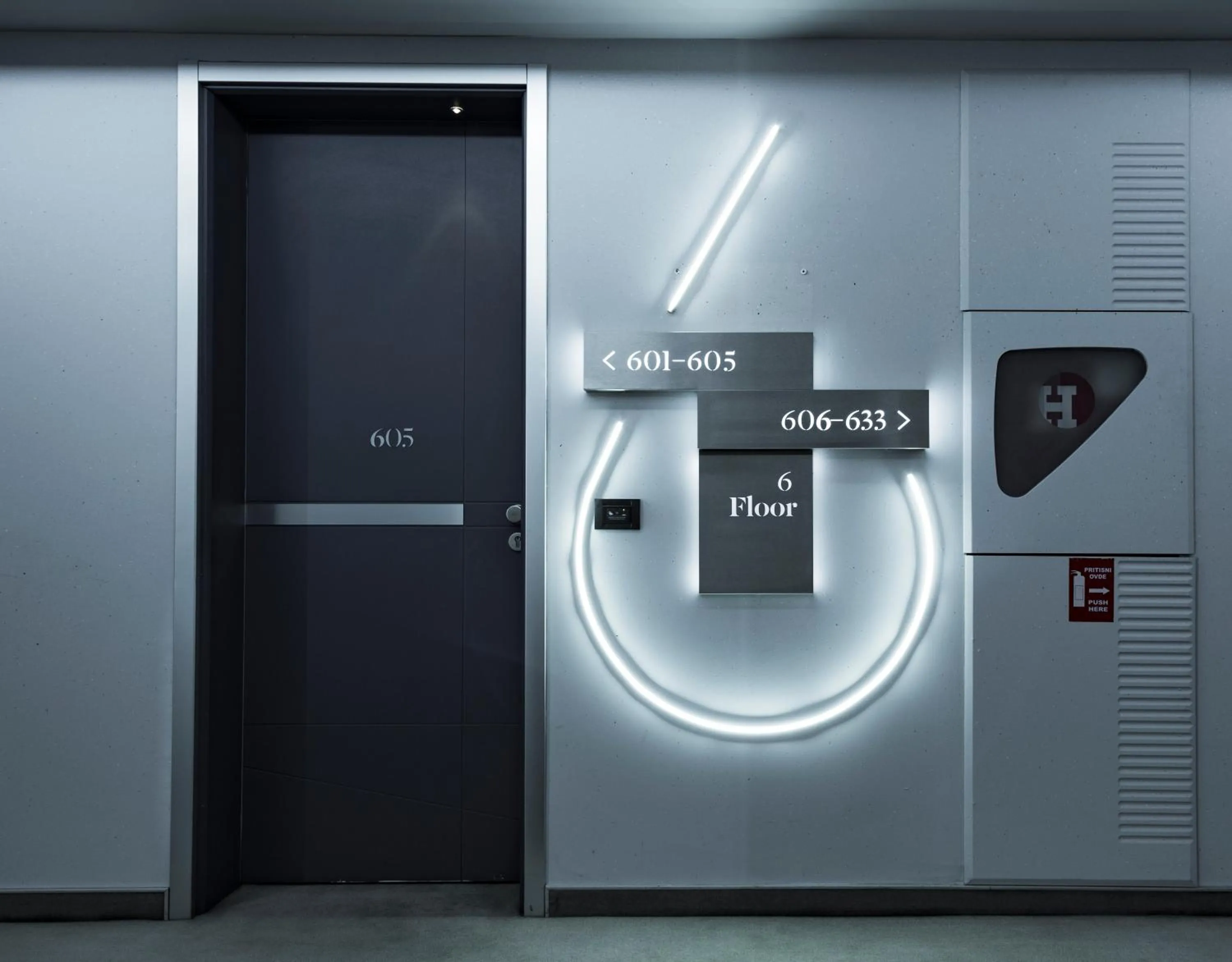 Logo/Certificate/Sign in Nobel Zira Hotel