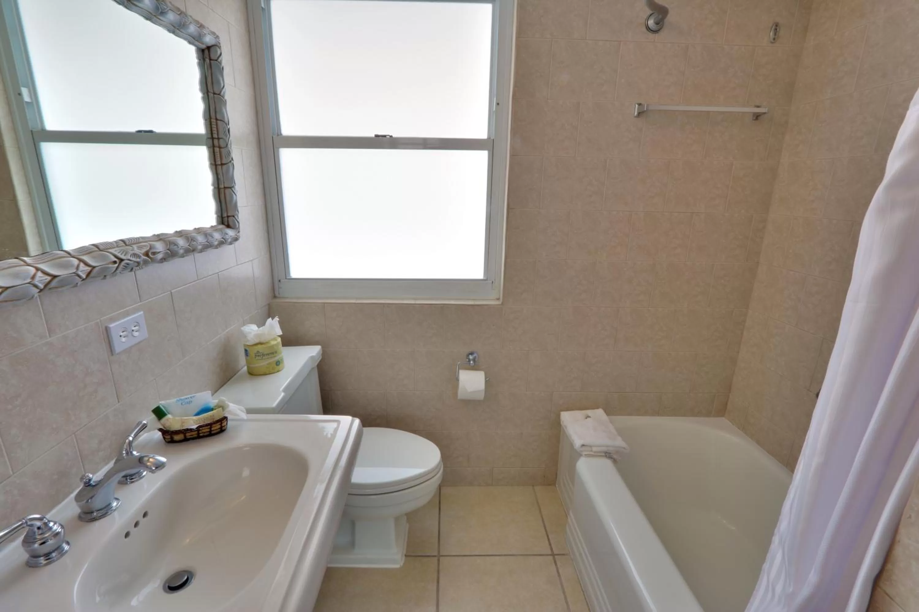 Toilet in Hotel Miramar