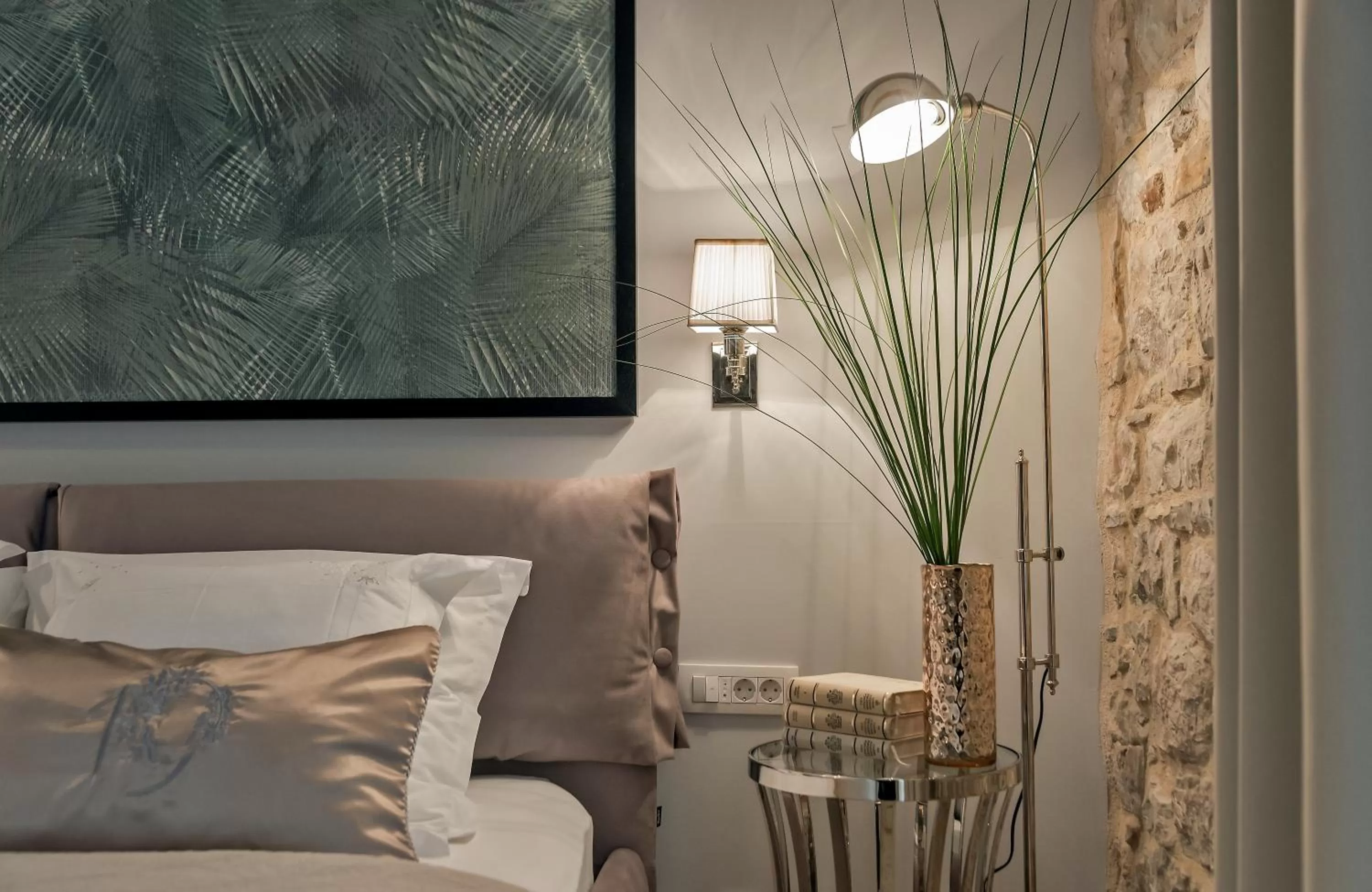 Decorative detail in Heritage Hotel 19