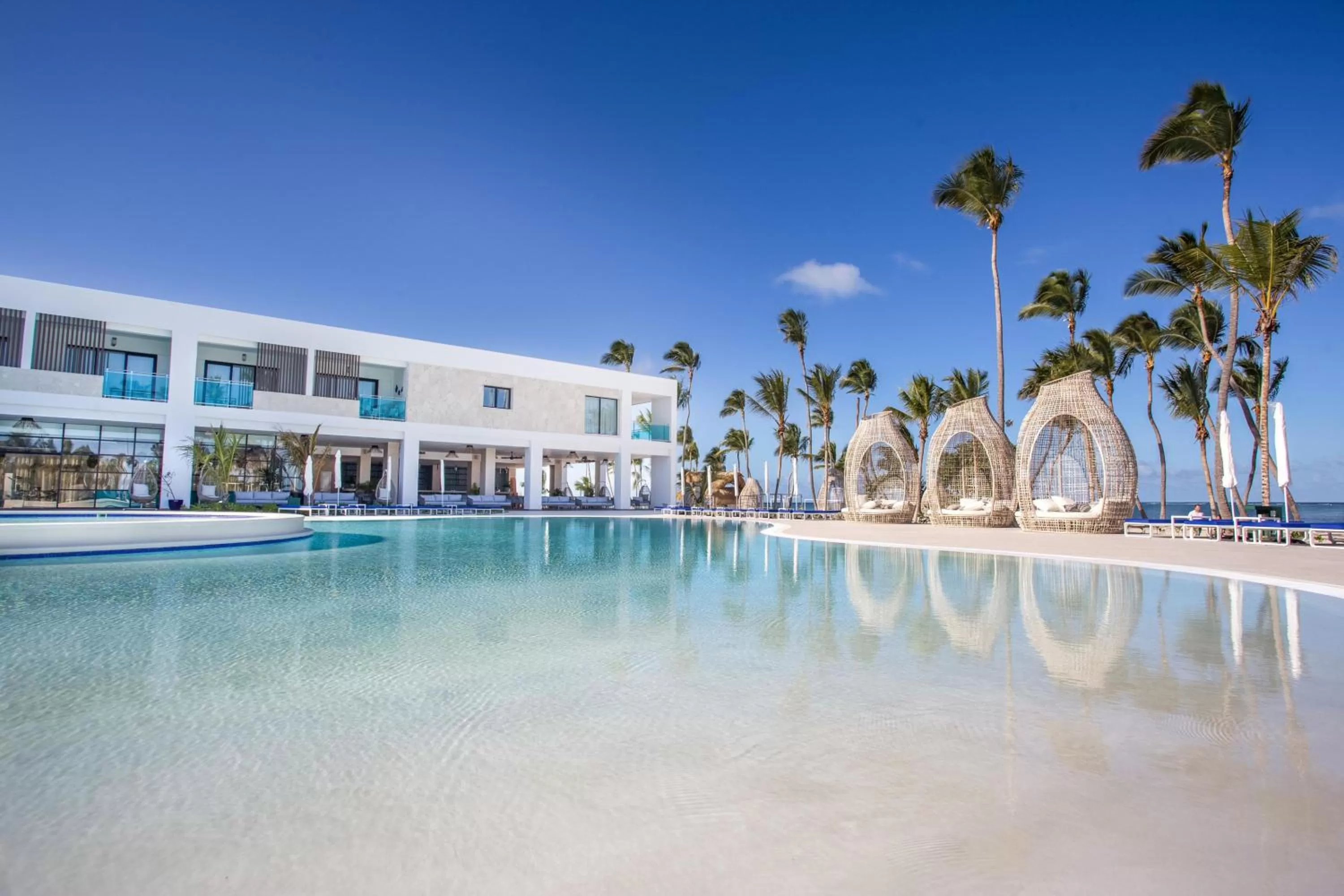 Swimming pool in Serenade Punta Cana Beach & Spa Resort